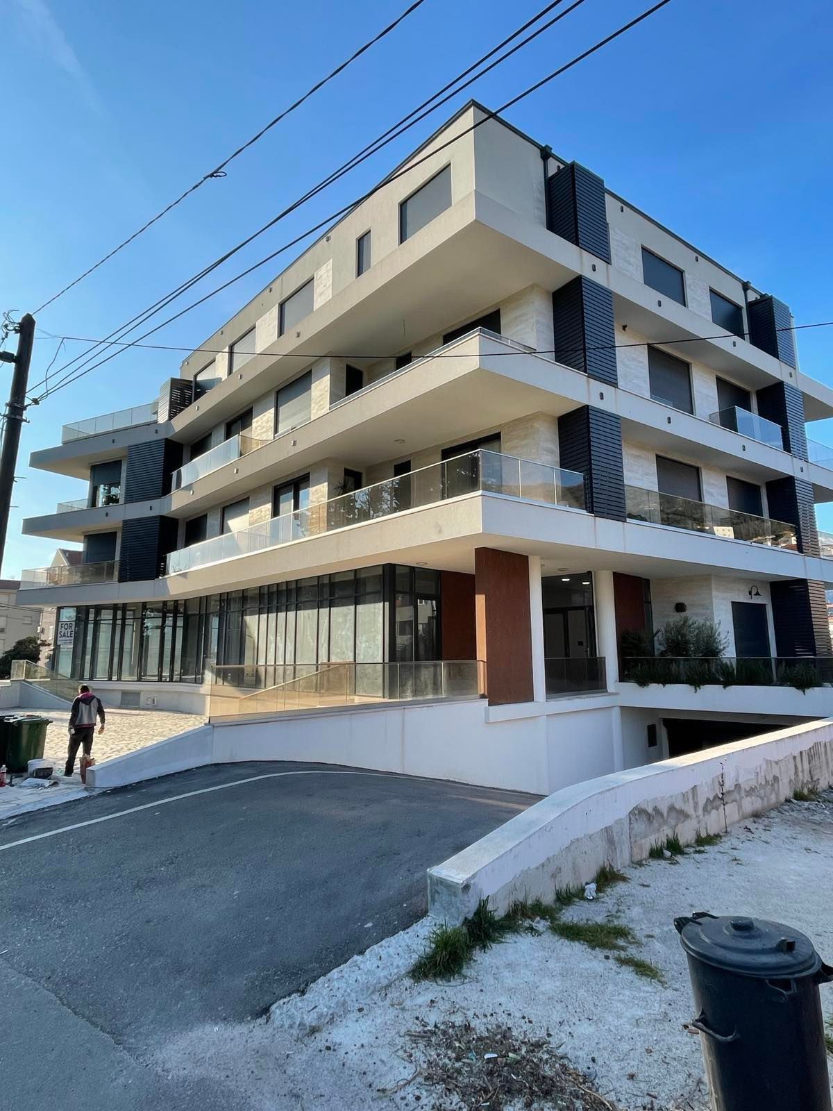 amforaproperty.com/Poslovni Prostor 276m² u Novoj Zgradi na Atraktivnoj Lokaciji, Tivat - Donja Lastva