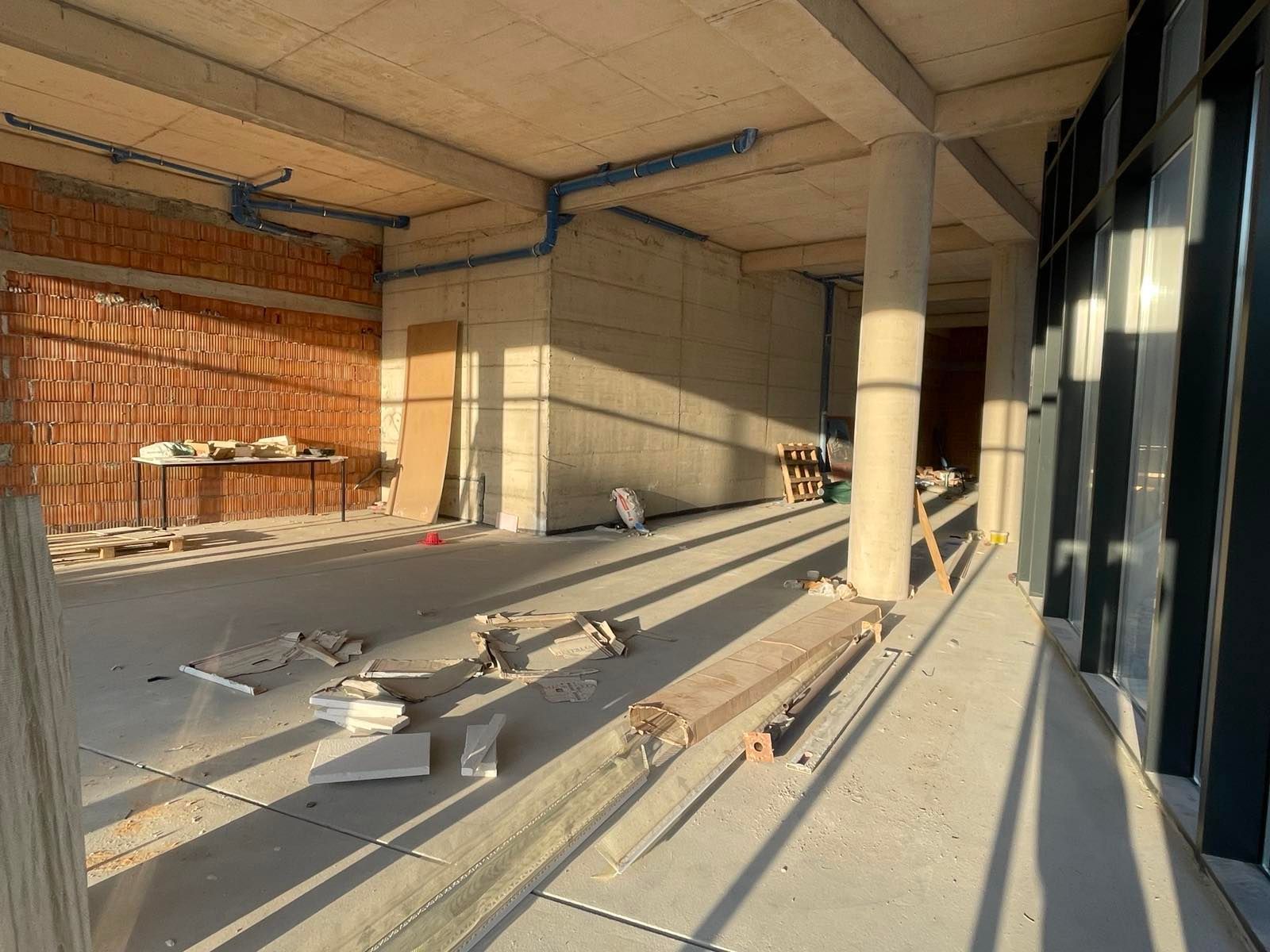 Poslovni Prostor 145m² u Novoj Zgradi na Atraktivnoj Lokaciji, Tivat - Donja Lastva - Amfora Real Estate