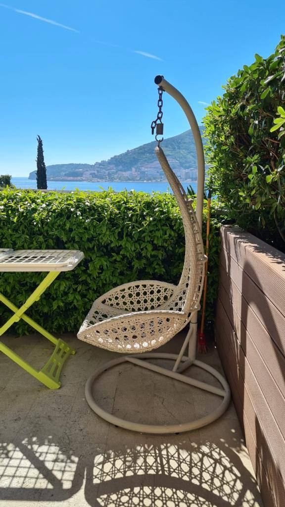 Luksuzan jednosoban stan 100m2 sa panoramskim pogledom na more u luksuznom kompleksu «Dukley Gardens» Budva - Amfora Real Estate