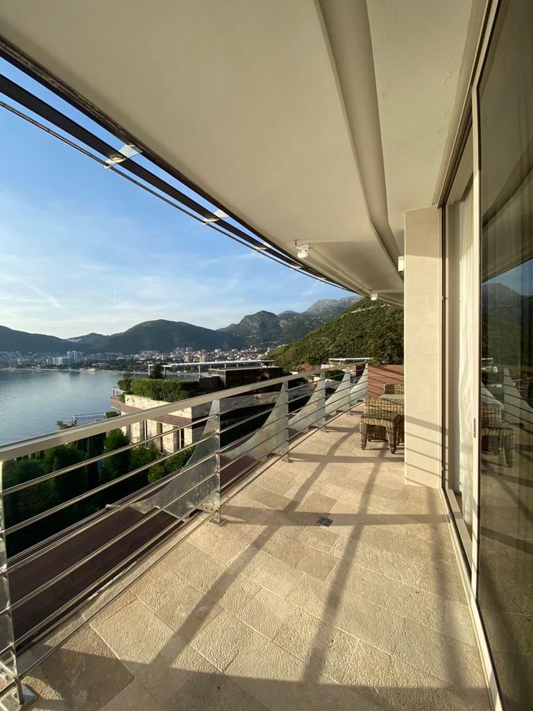 Luksuzan dvosoban stan 177m2 sa otvorenim  pogledom na more u rezidencijalnom kompleksu DUKLEY GARDENS,BUDVA. - Amfora Real Estate