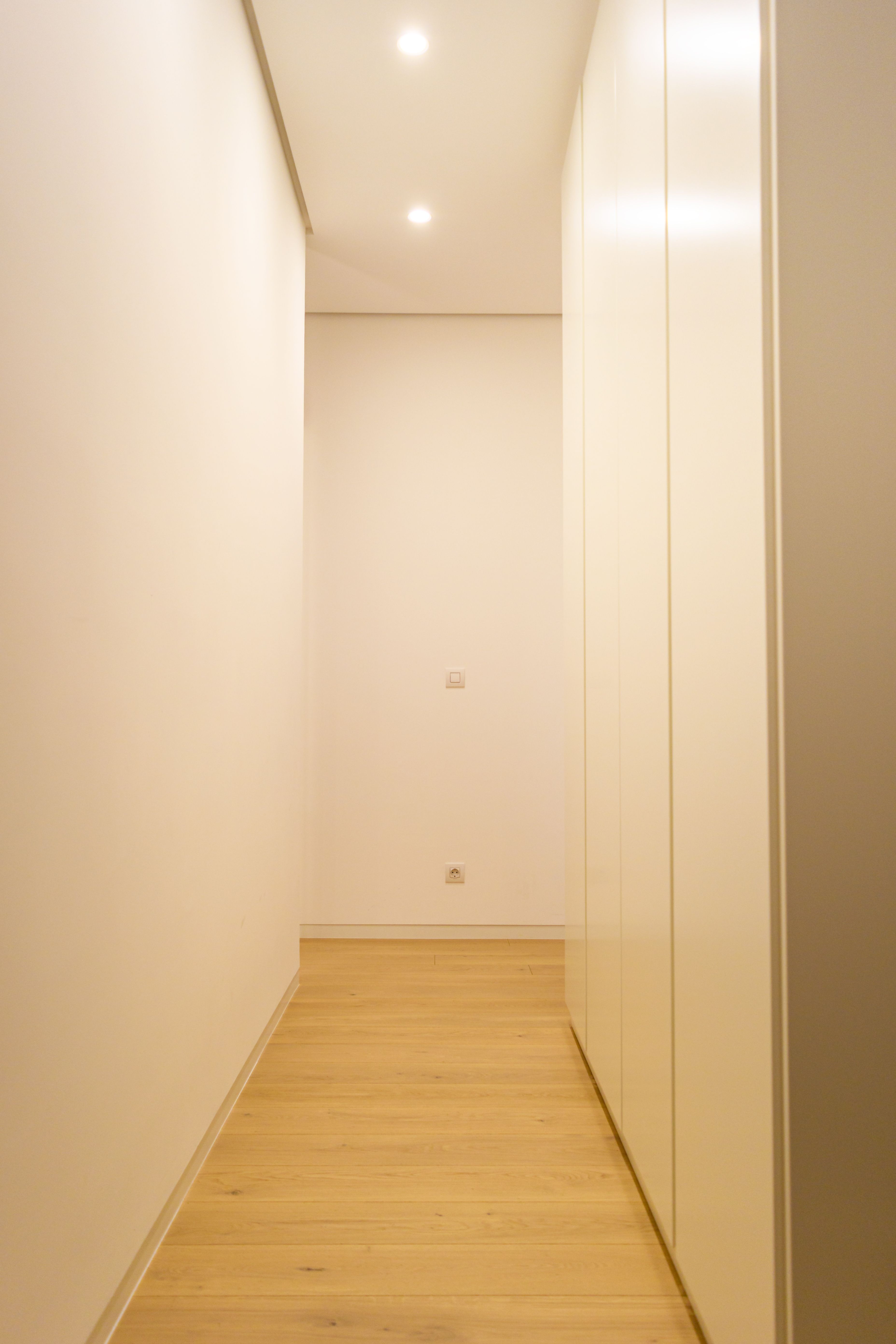 Luksuzan dvosoban stan 146m2 sa bočnim pogledom na more u rezidencijalnom kompleksu DUKLEY GARDENS ,BUDVA. - Amfora Real Estate