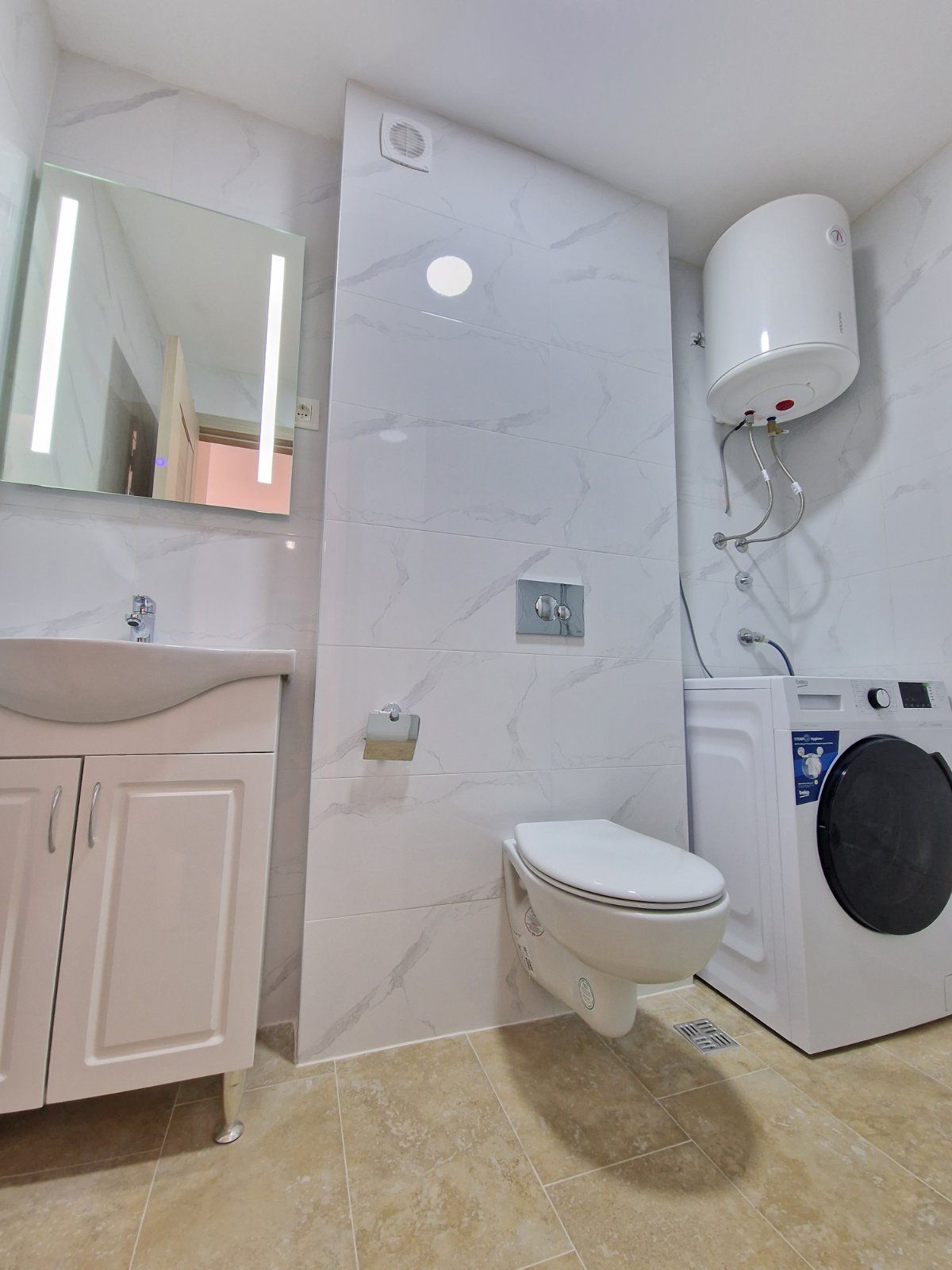 Nov moderno opremljen jednosoban stan 46m2 u novoj stambenoj zgradi sa pogledom na more,Becici - Hitna prodaja! - Amfora Real Estate