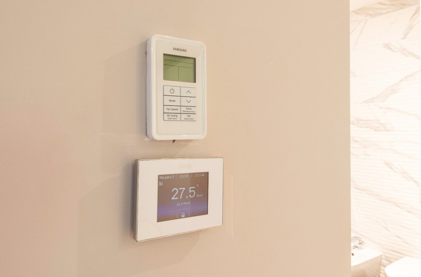 Prodaja luksuznog dvosobnog stana 156m² na prvoj liniji do mora sa panoramskim pogledom – Dukley Gardens, Budva - Amfora Real Estate