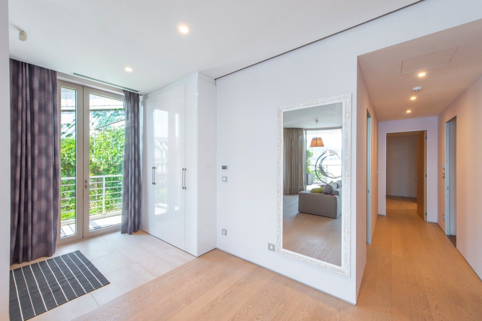 Prodaja luksuznog dvosobnog stana 156m² na prvoj liniji do mora sa panoramskim pogledom – Dukley Gardens, Budva - Amfora Real Estate