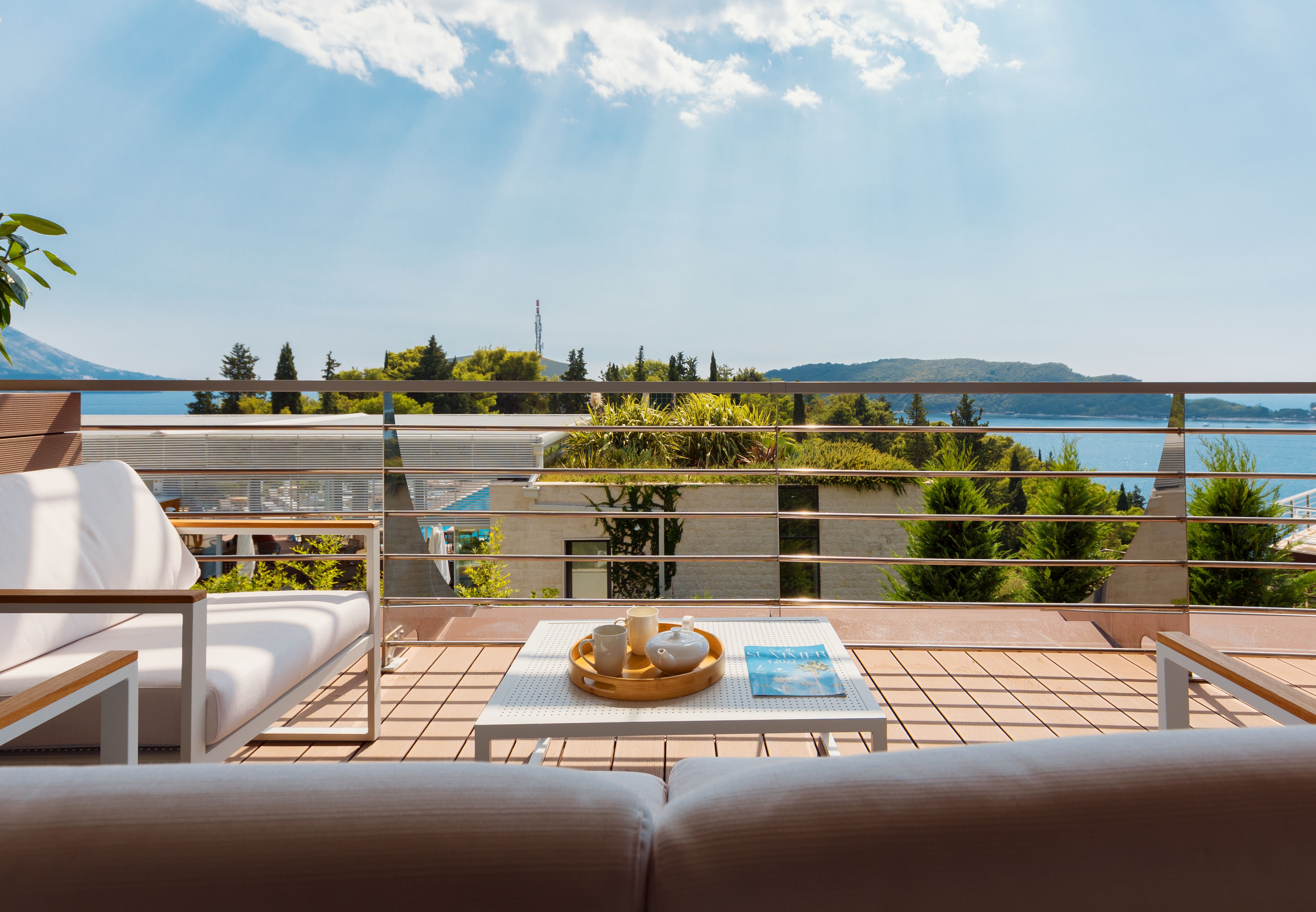 Luksuzan trosoban stan 180m2 sa pogledom na more u ekskluzivnom kompleksu DUKLEY GARDENS ,BUDVA. - Amfora Real Estate