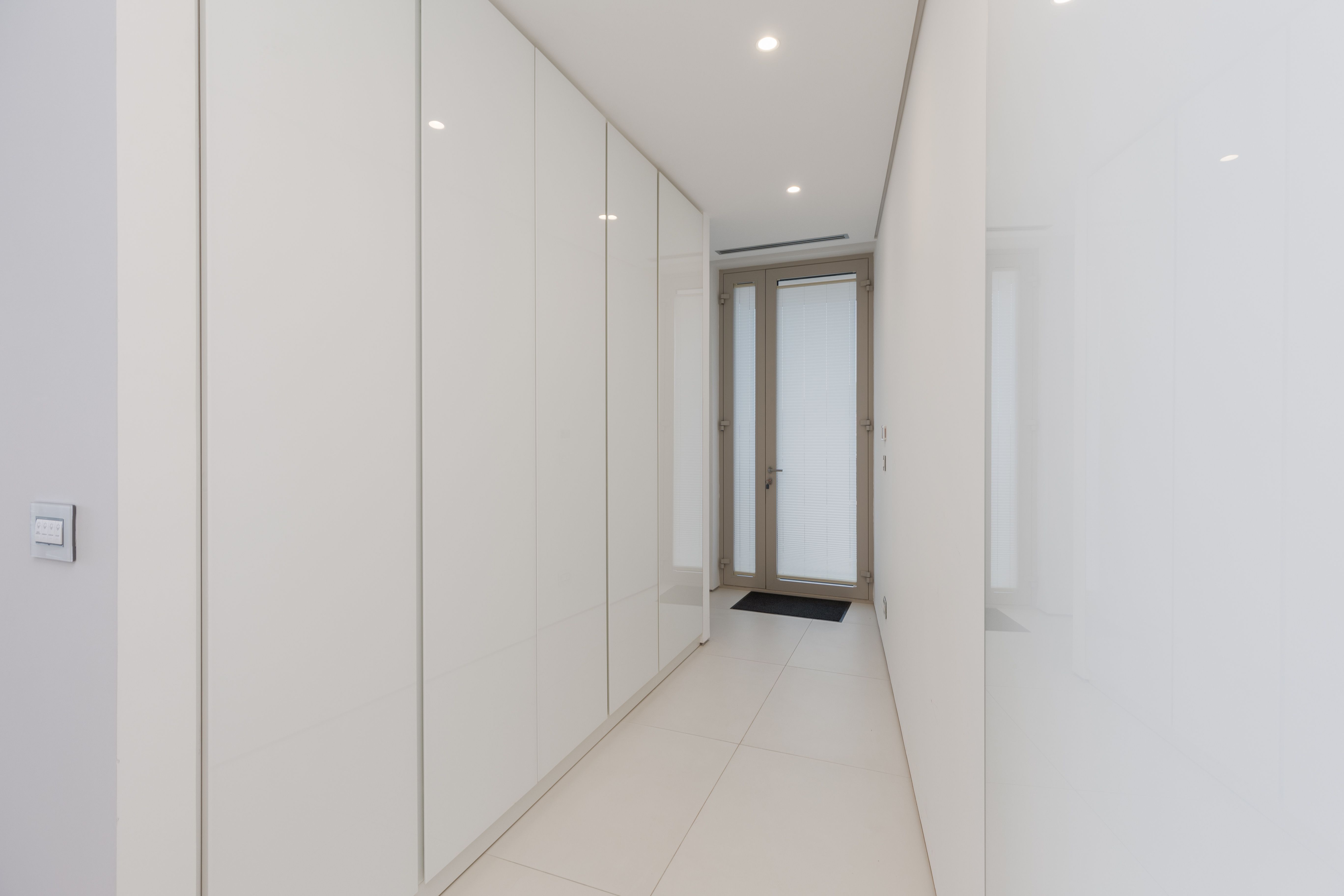 Luksuzan trosoban stan 180m2 sa pogledom na more u ekskluzivnom kompleksu DUKLEY GARDENS ,BUDVA. - Amfora Real Estate