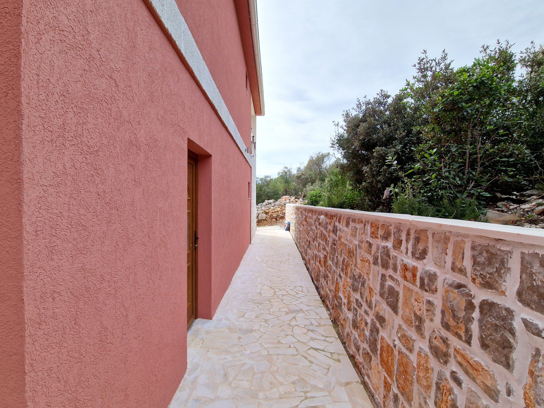 Novoizgrađena kuća 255m2 sa bazenom i predivnim pogledom na more  Luštica-Tivat - Amfora Real Estate