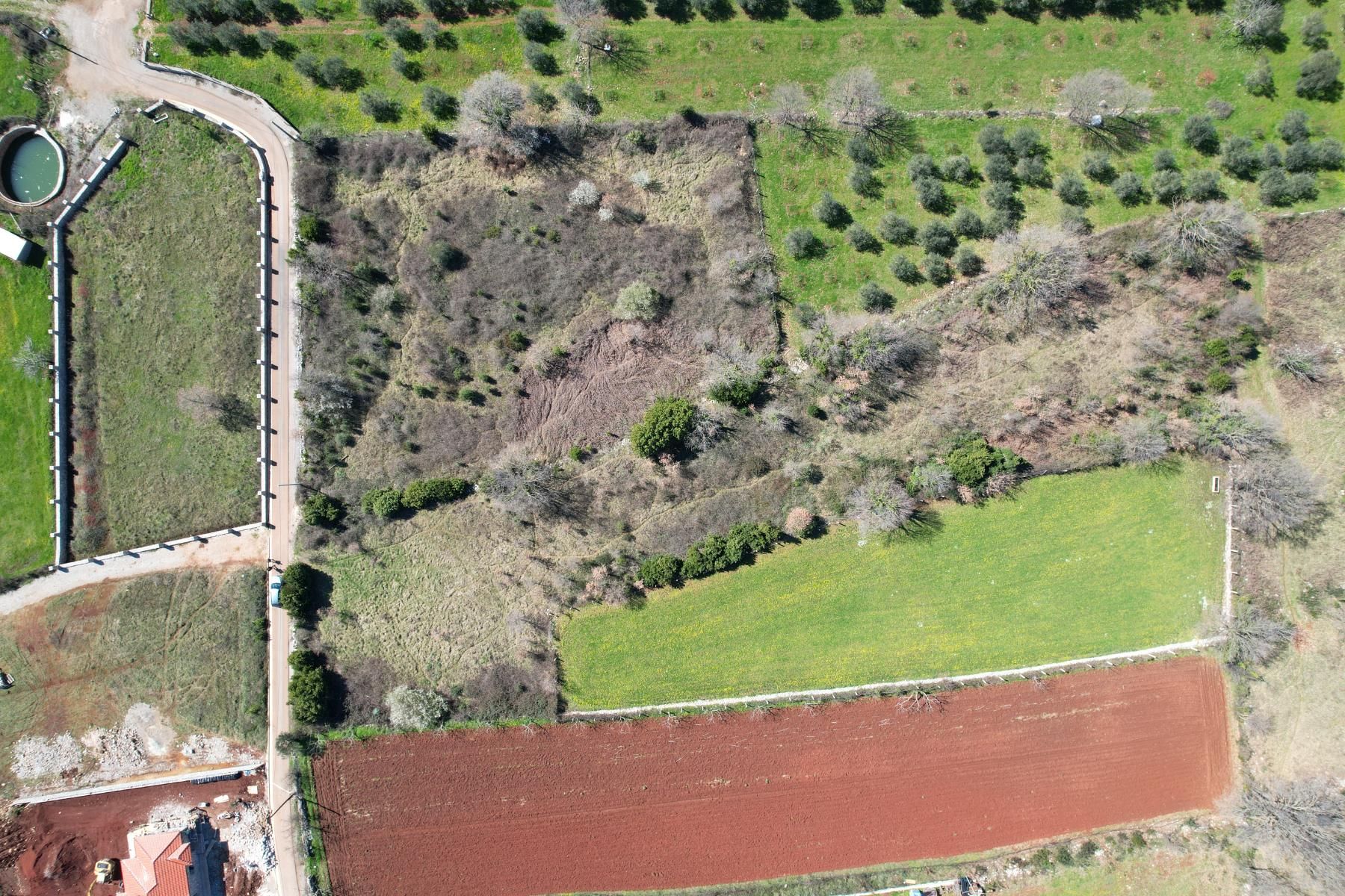 Na prodaju predivan ravan plac od 3520m2 ,Krimovica-opstina Kotor. - Amfora Real Estate