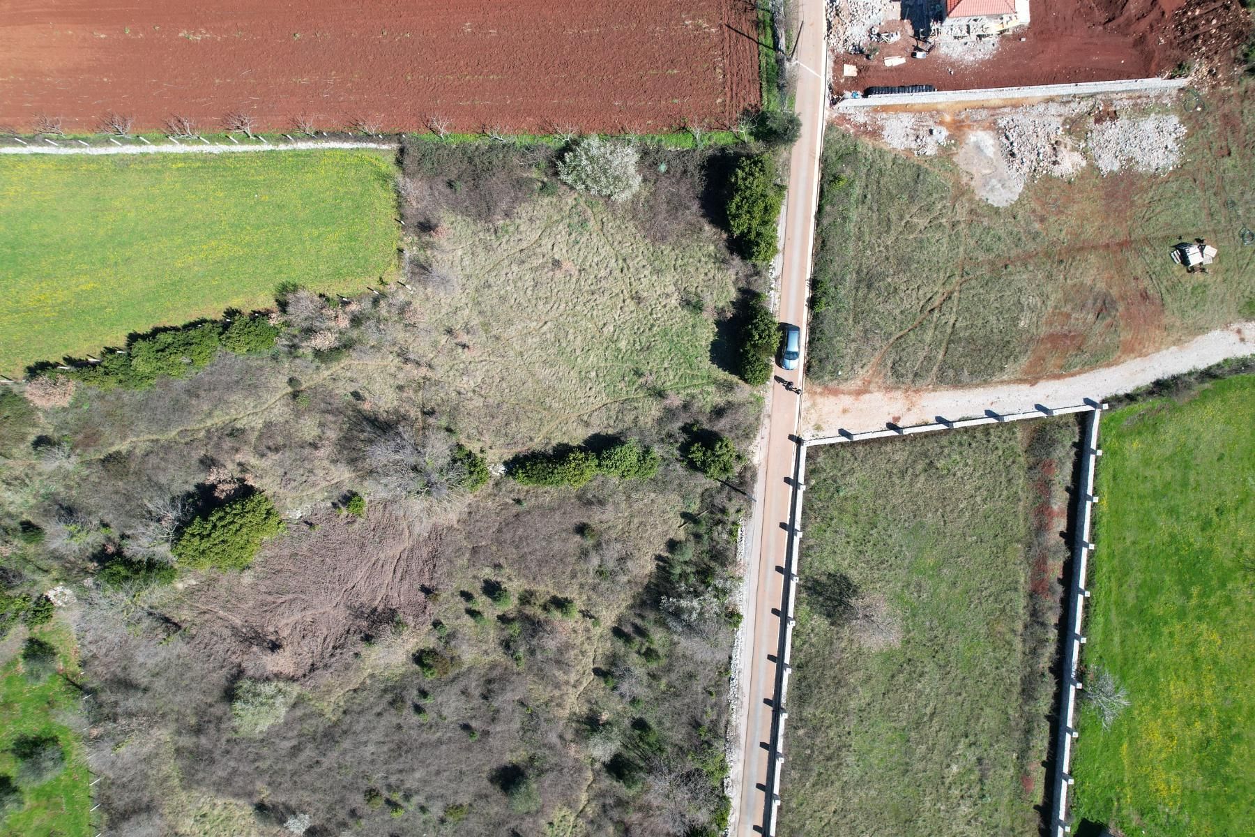 Na prodaju predivan ravan plac od 3520m2 ,Krimovica-opstina Kotor. - Amfora Real Estate