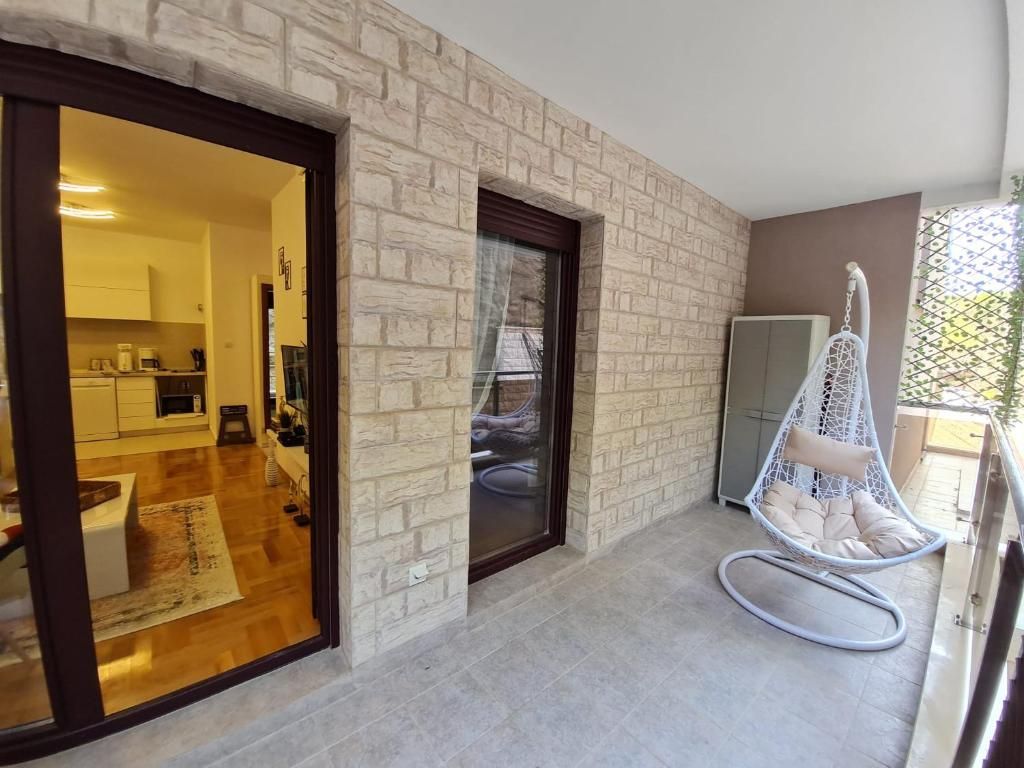 STAN NA DAN-Jednosoban moderno opremljen na atraktivnoj lokaciji,Becici. - Amfora Real Estate