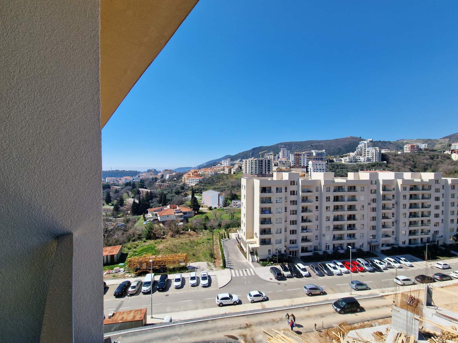 Moderno opremljen jednosoban stan (37m2) u novoj zgradi u Bečićima - Amfora Real Estate