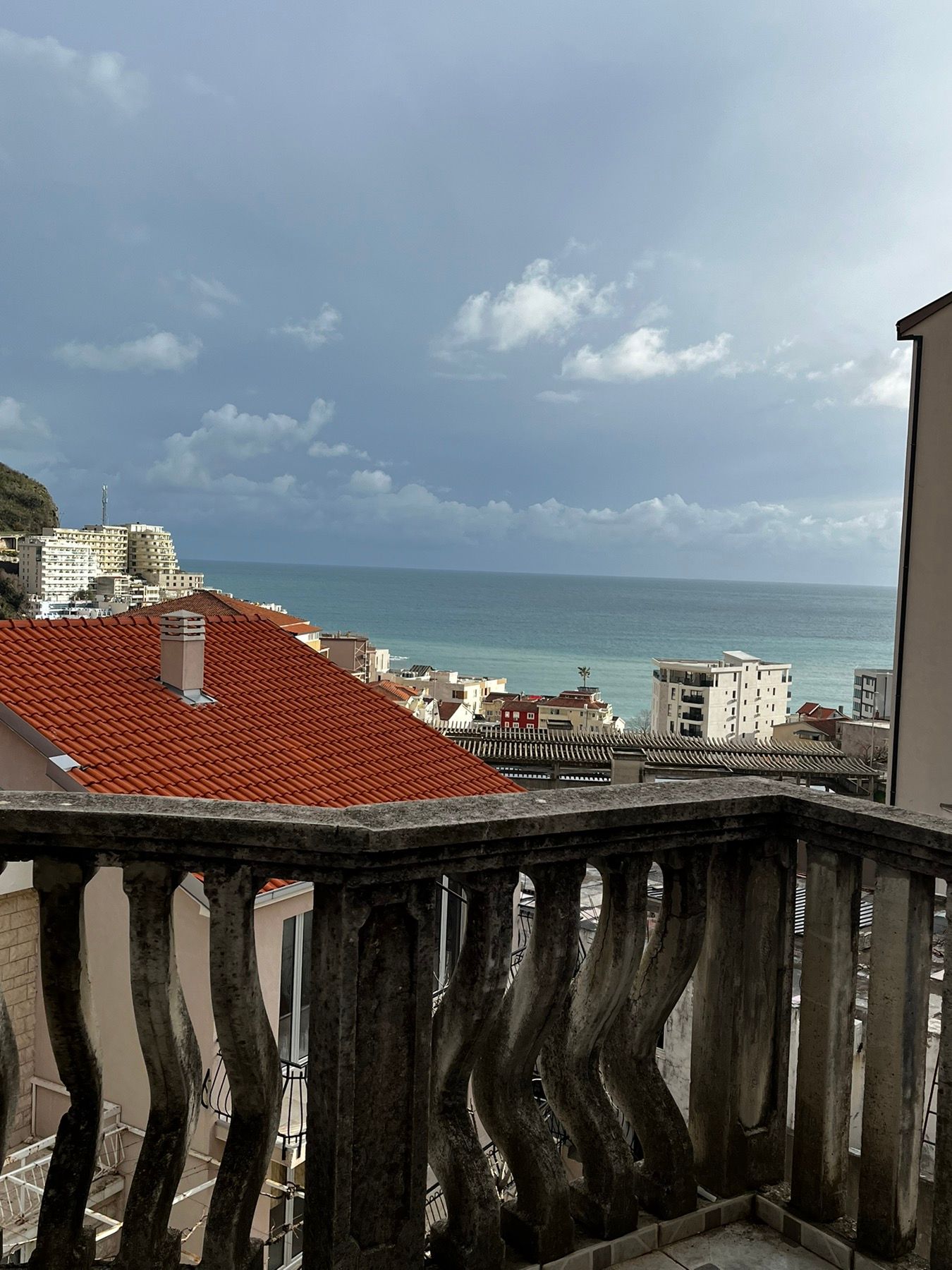 Jednosoban stan sa pogledom na more, Rafailovici  (Na duzi period) - Amfora Real Estate