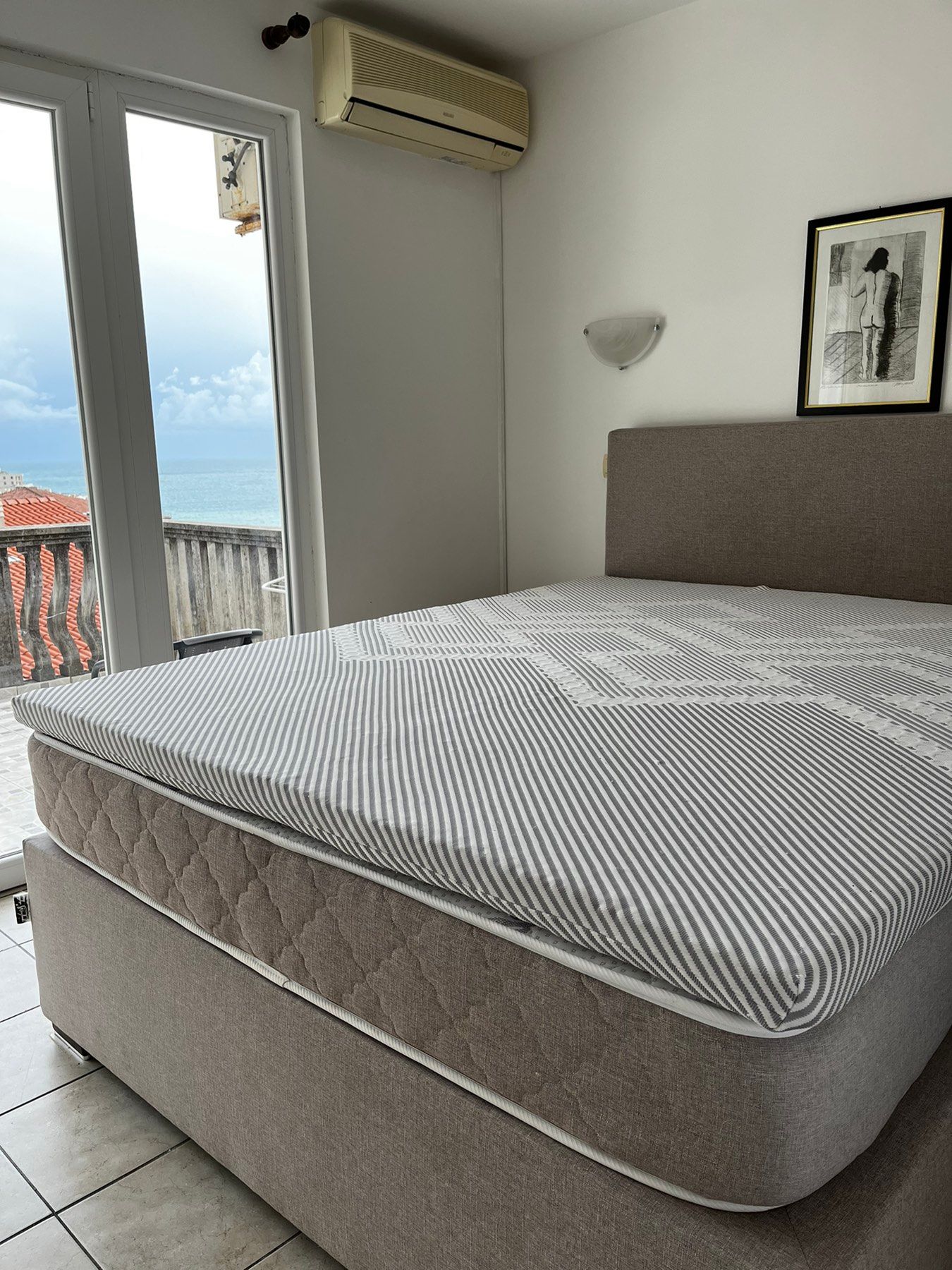 Jednosoban stan sa pogledom na more, Rafailovici  (Na duzi period) - Amfora Real Estate