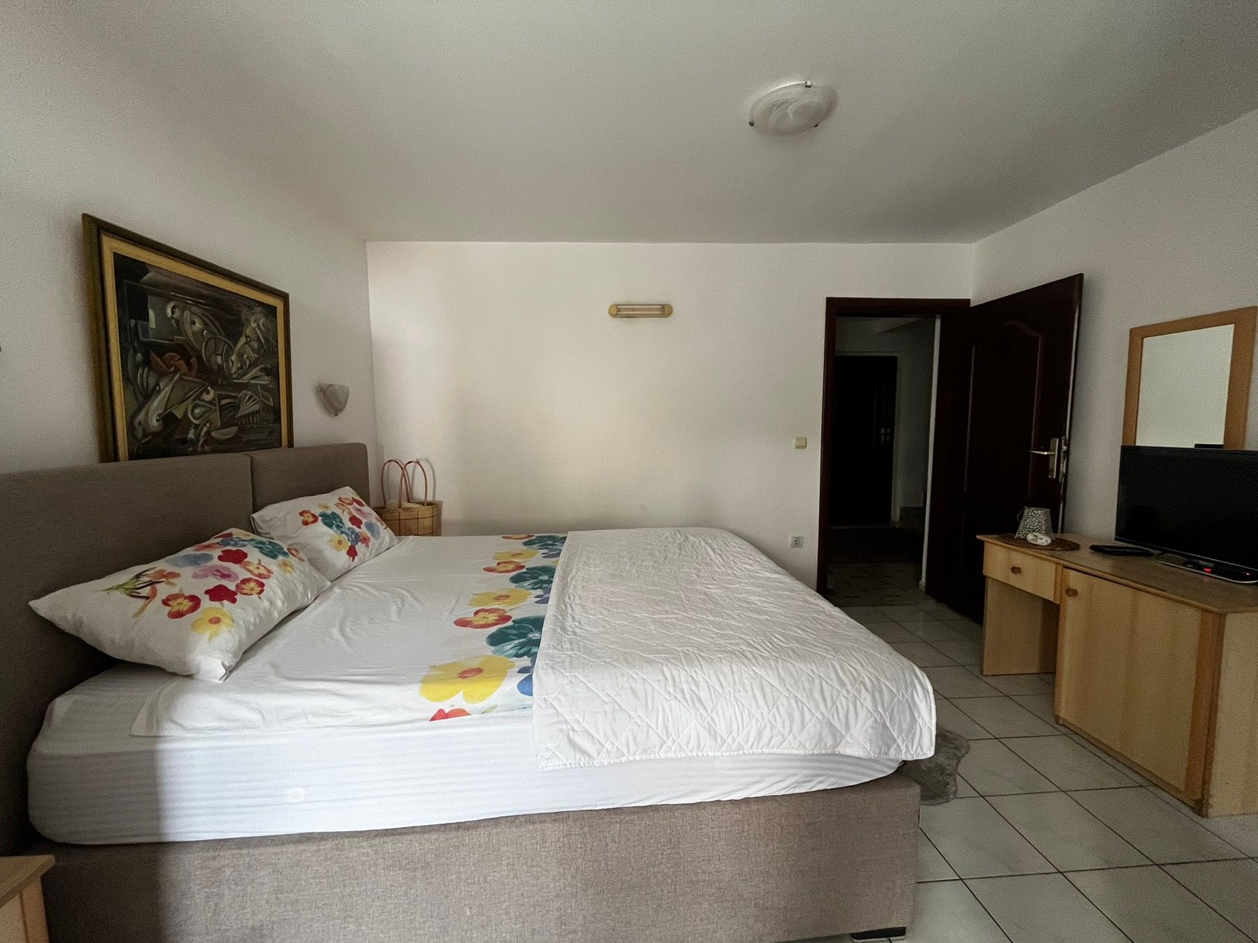 Namestena garsonjera na duzi vremenski period (SVI TROSKOVI UKLJUCENI U CENU) - Amfora Real Estate