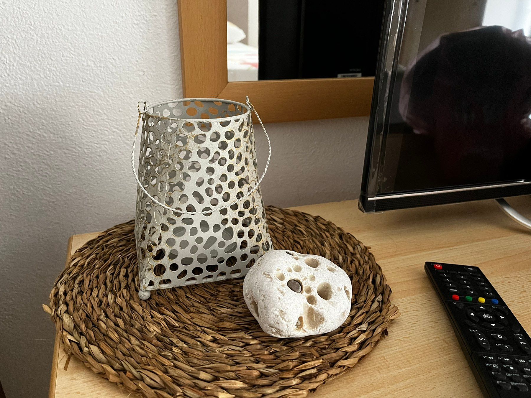 Namestena garsonjera na duzi vremenski period (SVI TROSKOVI UKLJUCENI U CENU) - Amfora Real Estate