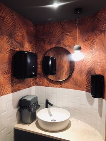 Na prodaju kompletno opremljena kafe-picerija u radu u novoizgradjenom kompleksu The Old Bakery, Budva. - Amfora Real Estate