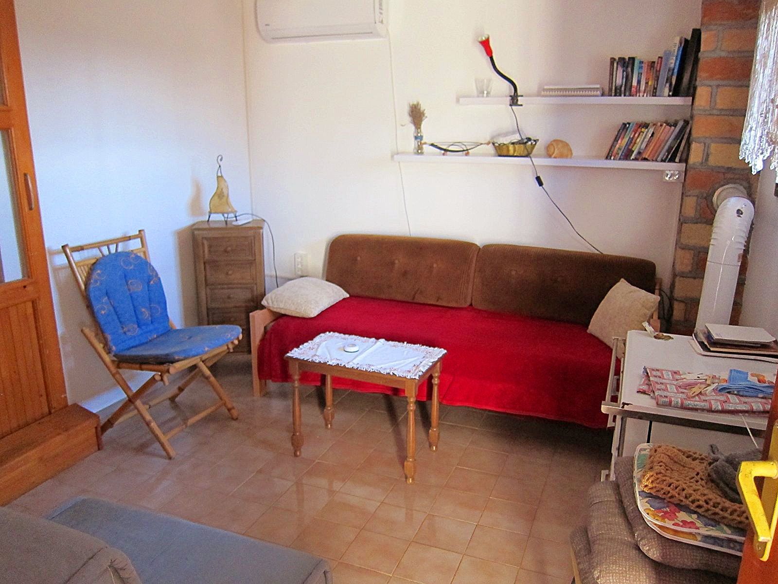 Kuca 170m2 sa pogledom na more na atraktivnoj lokaciji,Utjeha,Bar. - Amfora Real Estate