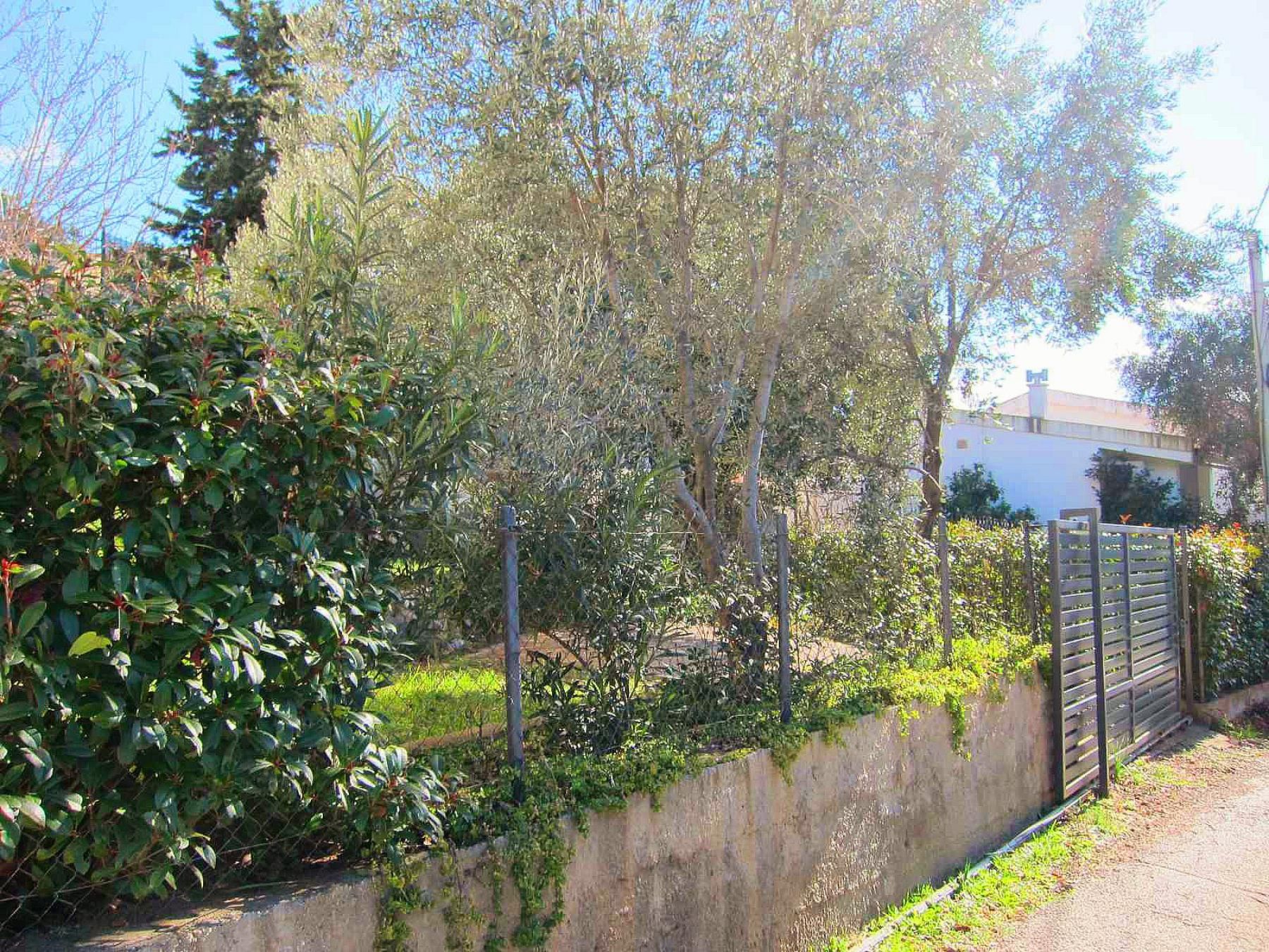 Kuca 170m2 sa pogledom na more na atraktivnoj lokaciji,Utjeha,Bar. - Amfora Real Estate