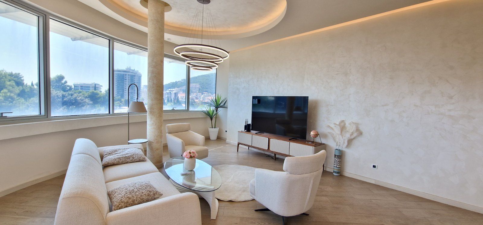 amforaproperty.com/Nov luksuzno opremljen dvosoban stan sa pogledom na more u Budvi - Nivel zgrada,Bulevar-Budva (NA DUZI PERIOD)