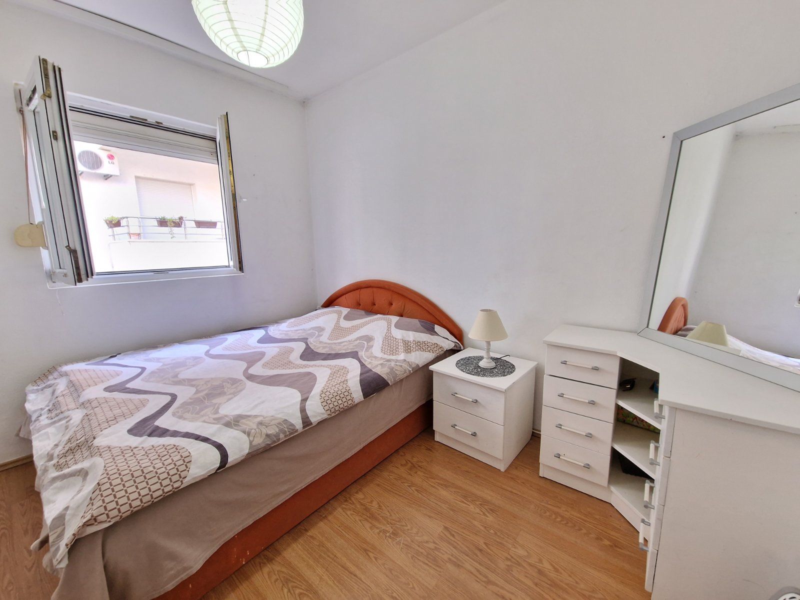 Namesten dvosoban stan 57m2 na odlicnoj lokaciji,kod nove osnovne škole,Rozino-Budva. - Amfora Real Estate