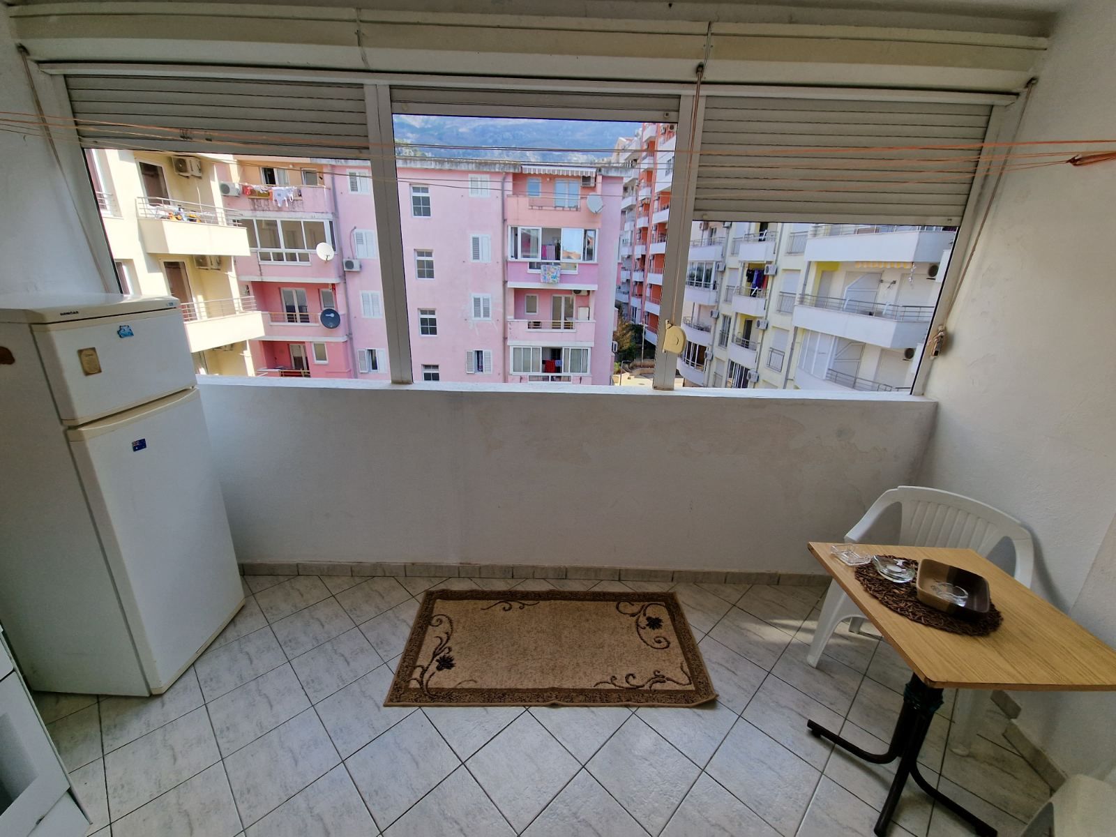 Namesten dvosoban stan 57m2 na odlicnoj lokaciji,kod nove osnovne škole,Rozino-Budva. - Amfora Real Estate