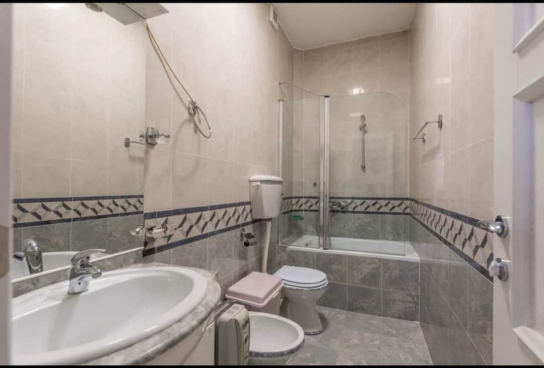 Trosoban luksuzno opremljen stan 110m2,Rozino-Budva. (NA DUZI VREMENSKI PERIOD) - Amfora Real Estate