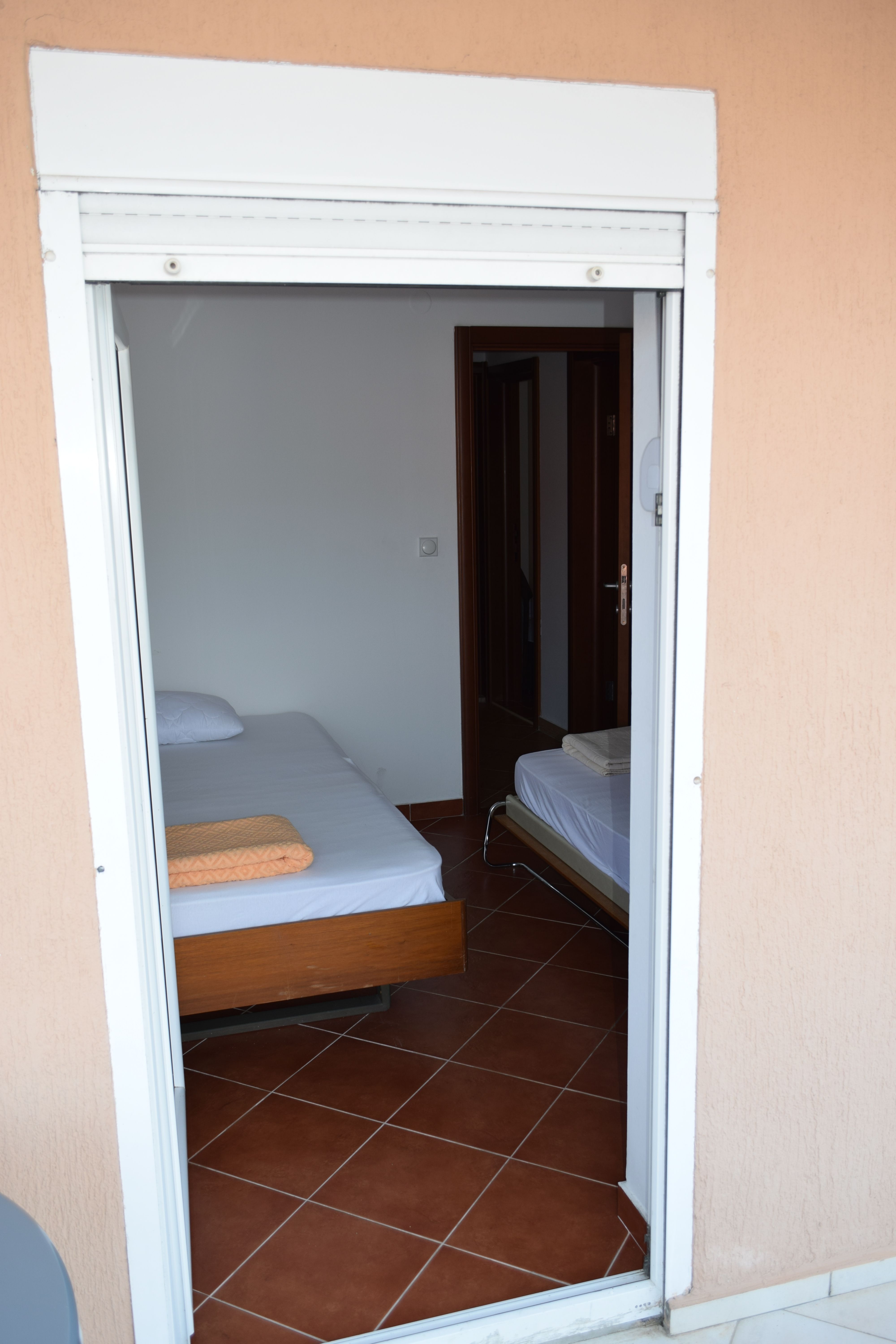 Trosoban stan 118m2 sa prelepim pogledom na more i grad,Vidikovac-Budva (GARAZNO MESTO UKLJUCENO U CENU) - Amfora Real Estate