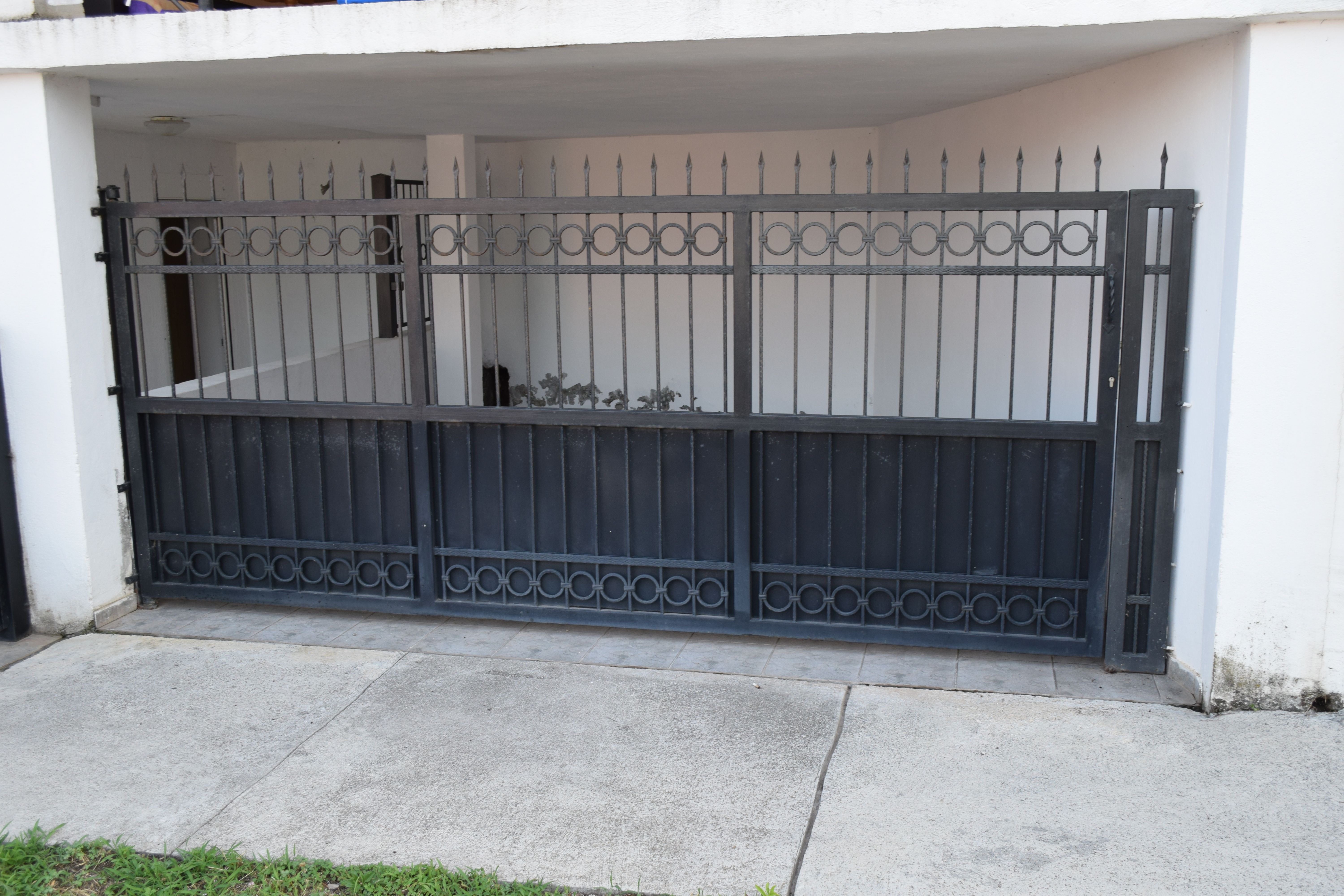 Trosoban stan 118m2 sa prelepim pogledom na more i grad,Vidikovac-Budva (GARAZNO MESTO UKLJUCENO U CENU) - Amfora Real Estate