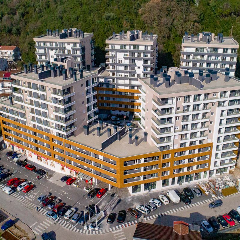 Moderno opremljena garsonjera 27m2 u kompleksu The Old Bakery u Budvi. - Amfora Real Estate