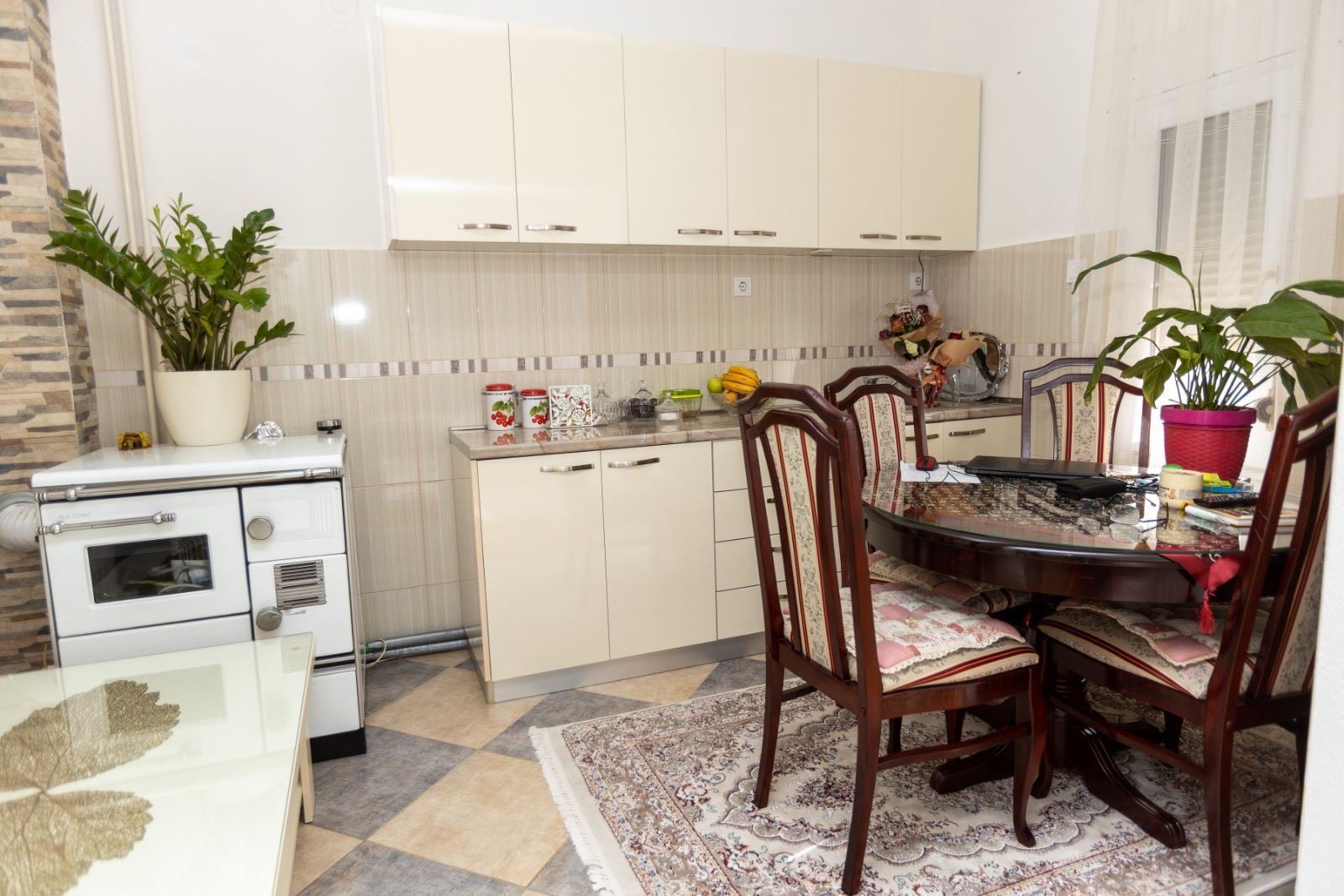 Trospratna kuca na atraktivnoj lokaciji,Bar-Bjelisi. - Amfora Real Estate