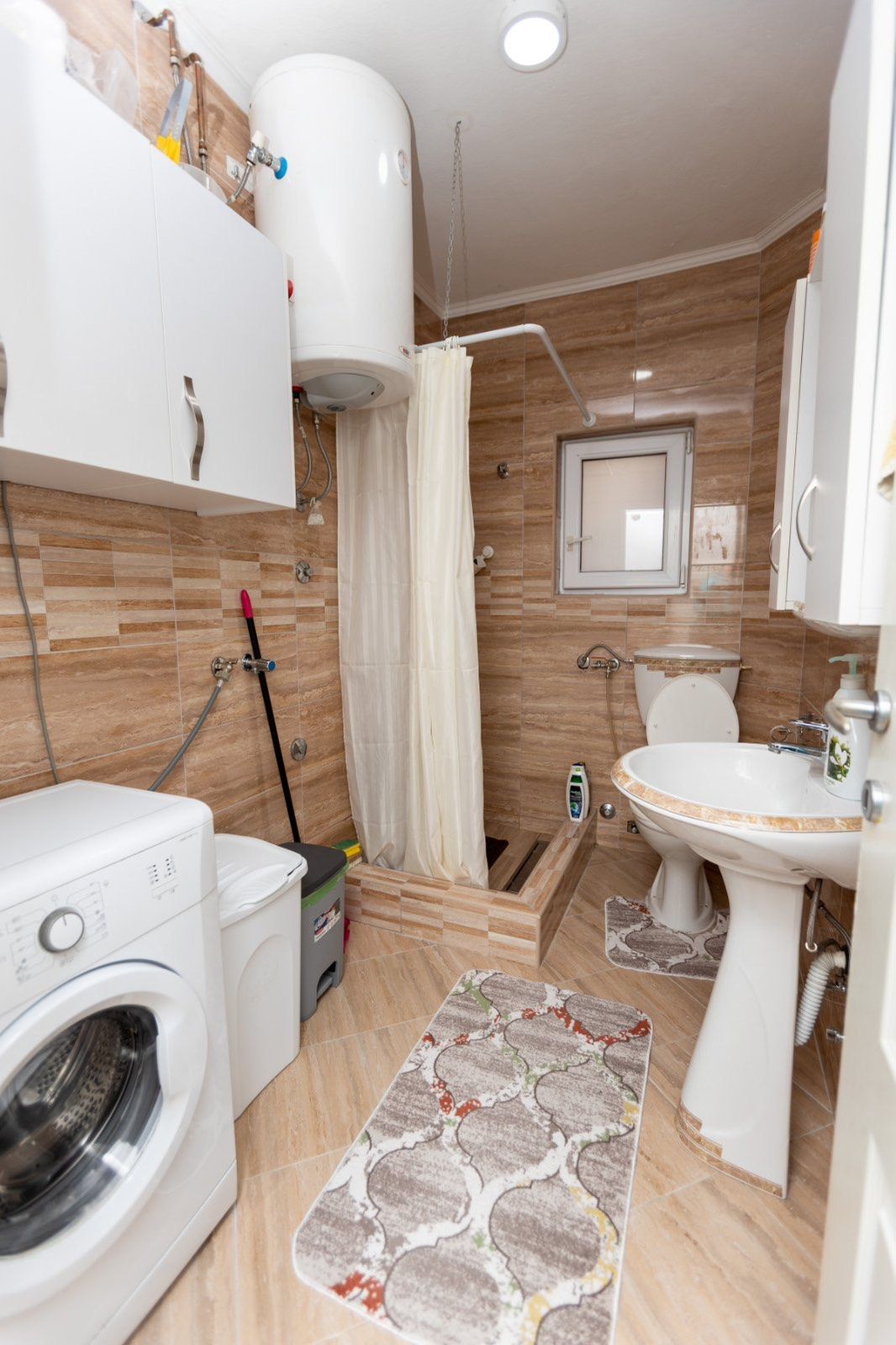 Trospratna kuca na atraktivnoj lokaciji,Bar-Bjelisi. - Amfora Real Estate