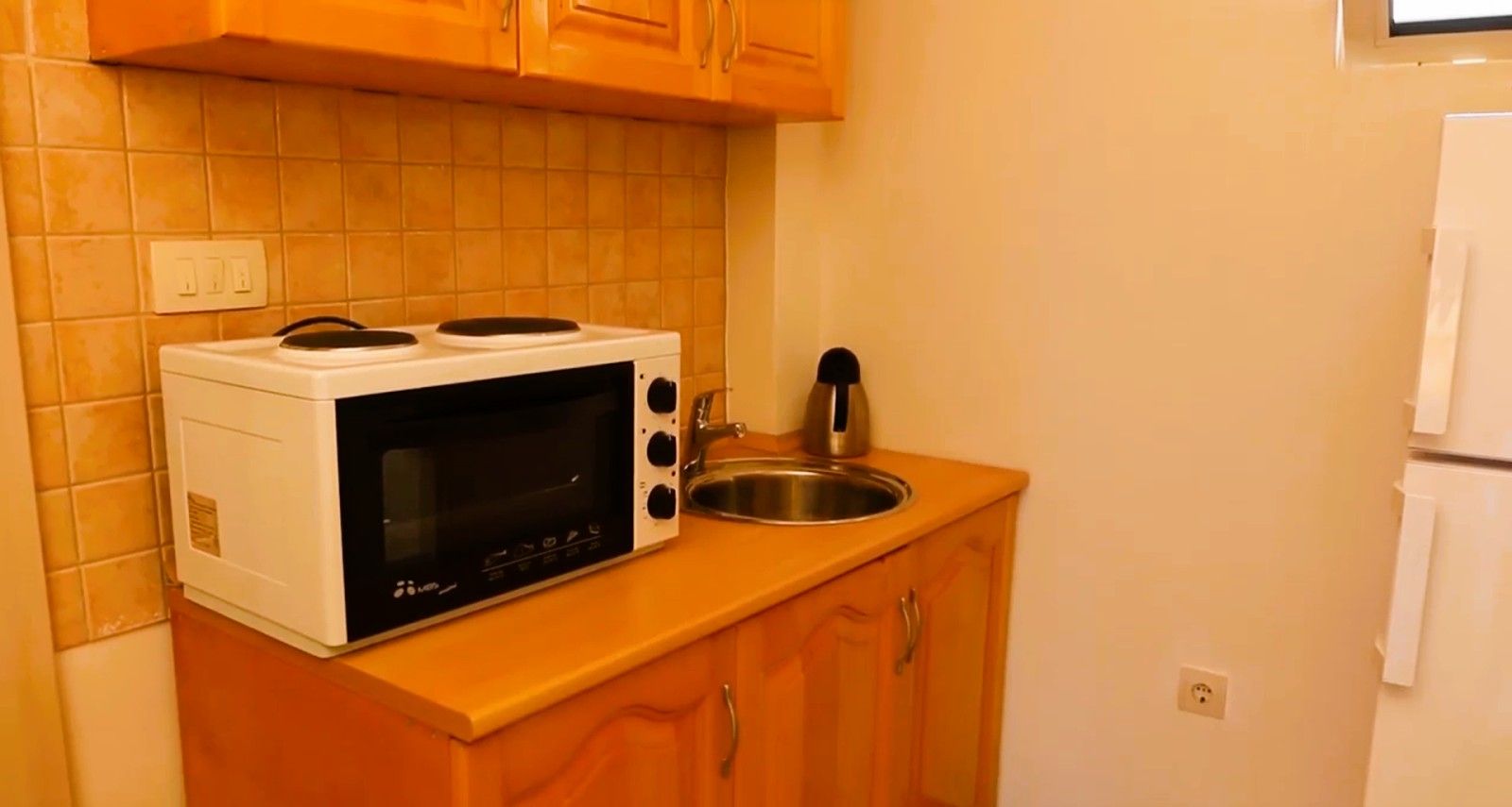 Luksuzna trospratna vila 382m2 sa bazenom i panoramskim pogledom na more u Krimovici, opština Kotor (NA DUZI VREMENSKI PERIOD) - Amfora Real Estate