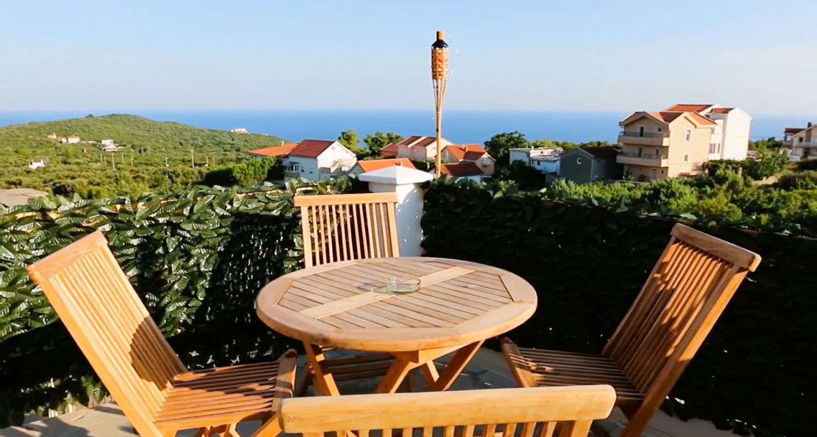 Luksuzna trospratna vila 382m2 sa bazenom i panoramskim pogledom na more u Krimovici, opština Kotor (NA DUZI VREMENSKI PERIOD) - Amfora Real Estate