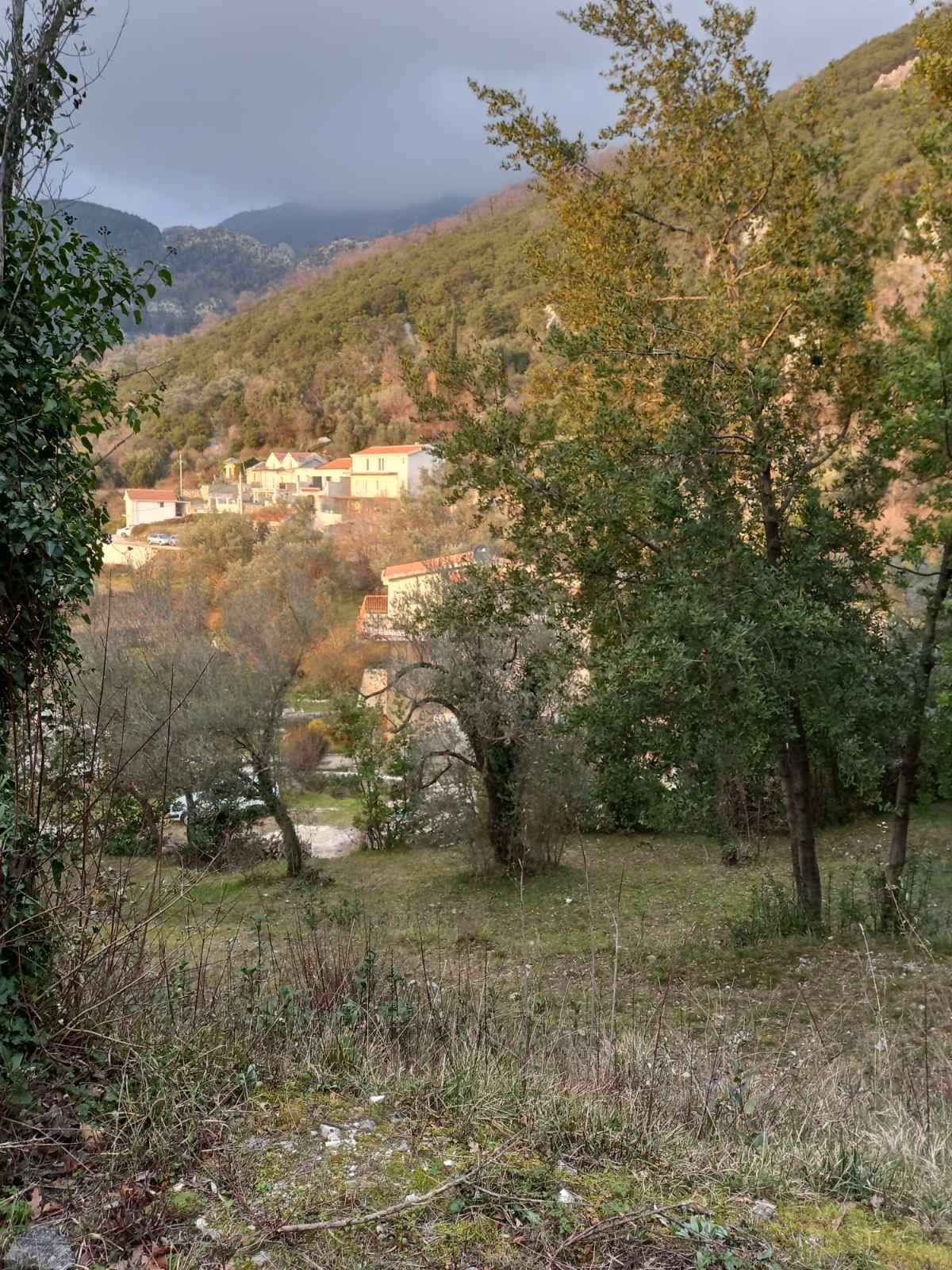 Prodaja,Naljezici,Kotor-Plac 1300m² sa pogledom na zaliv - Amfora Real Estate