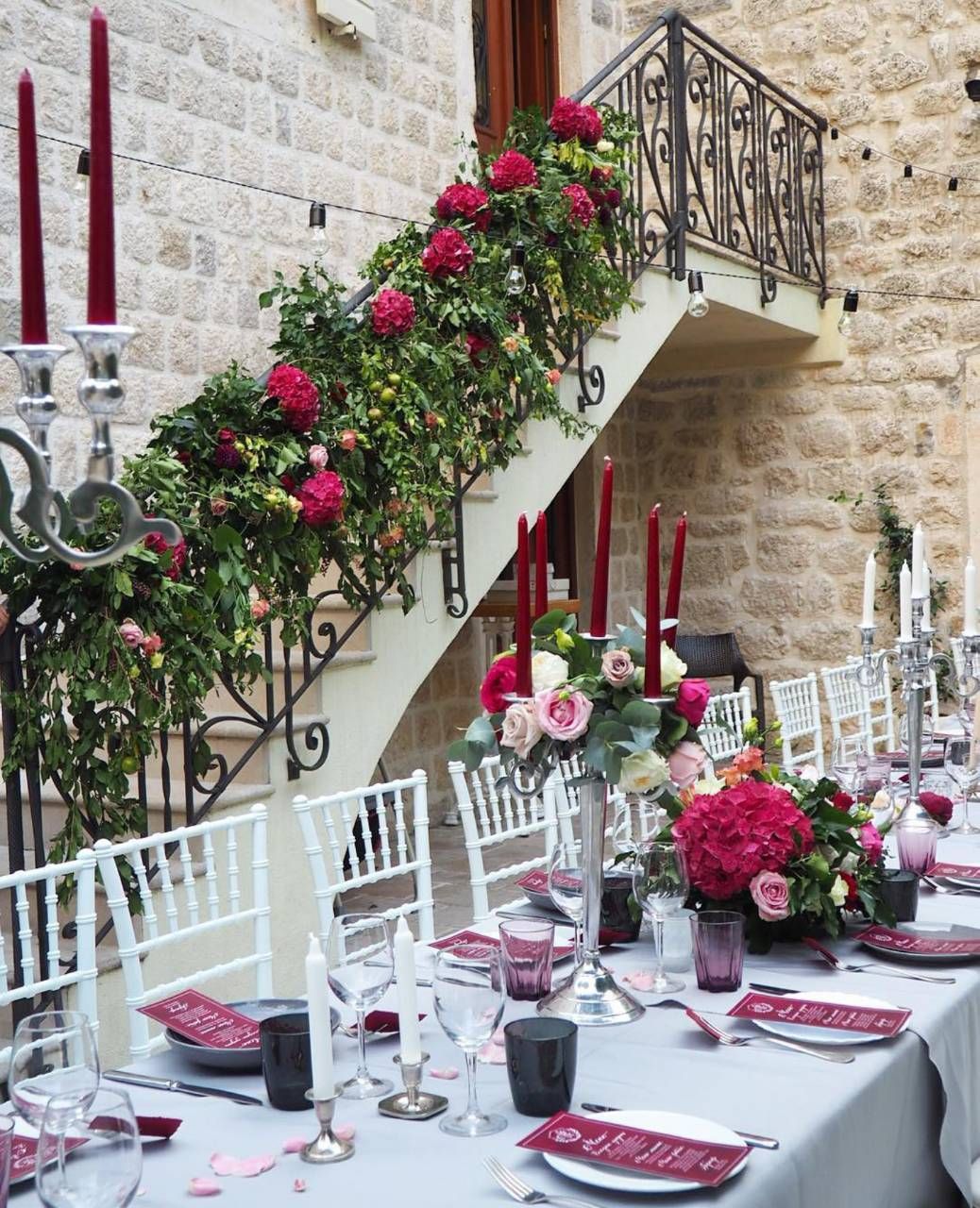 Ekskluzivna vila na prvoj liniji do mora u Ljutoj, Kotor - Kapacitet do 22 osobe, privatni bazen, vrhunski smeštaj - Amfora Real Estate