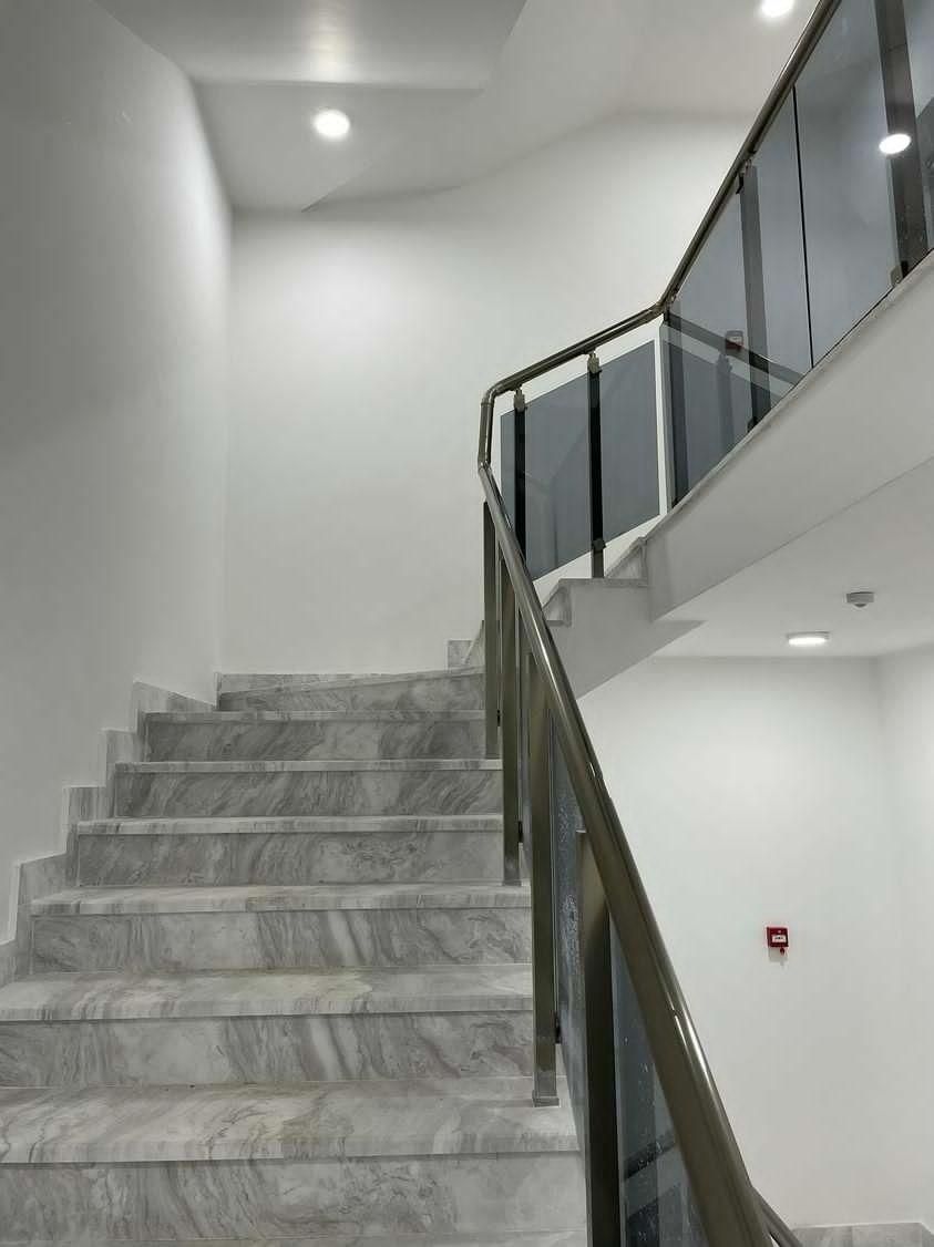 Moderno opremljen dvosoban stan 60m2 u novoj stambenoj zgradi sa fantastičnim pogledom na more,Becici - Amfora Real Estate