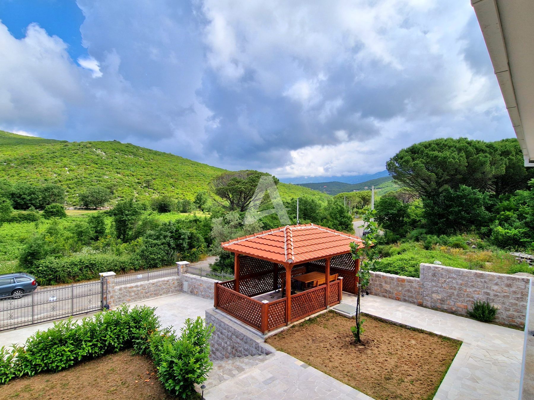 amforaproperty.com/Ekskluzivna vila sa bazenom u Zagori, opština Kotor