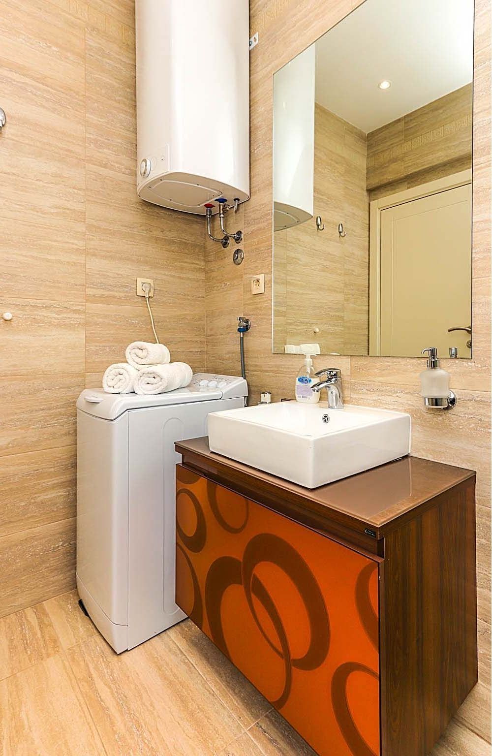 amforaproperty.com/LUKSUZNO OPREMLJEN DVOSOBAN STAN 84M2 U BECICIMA