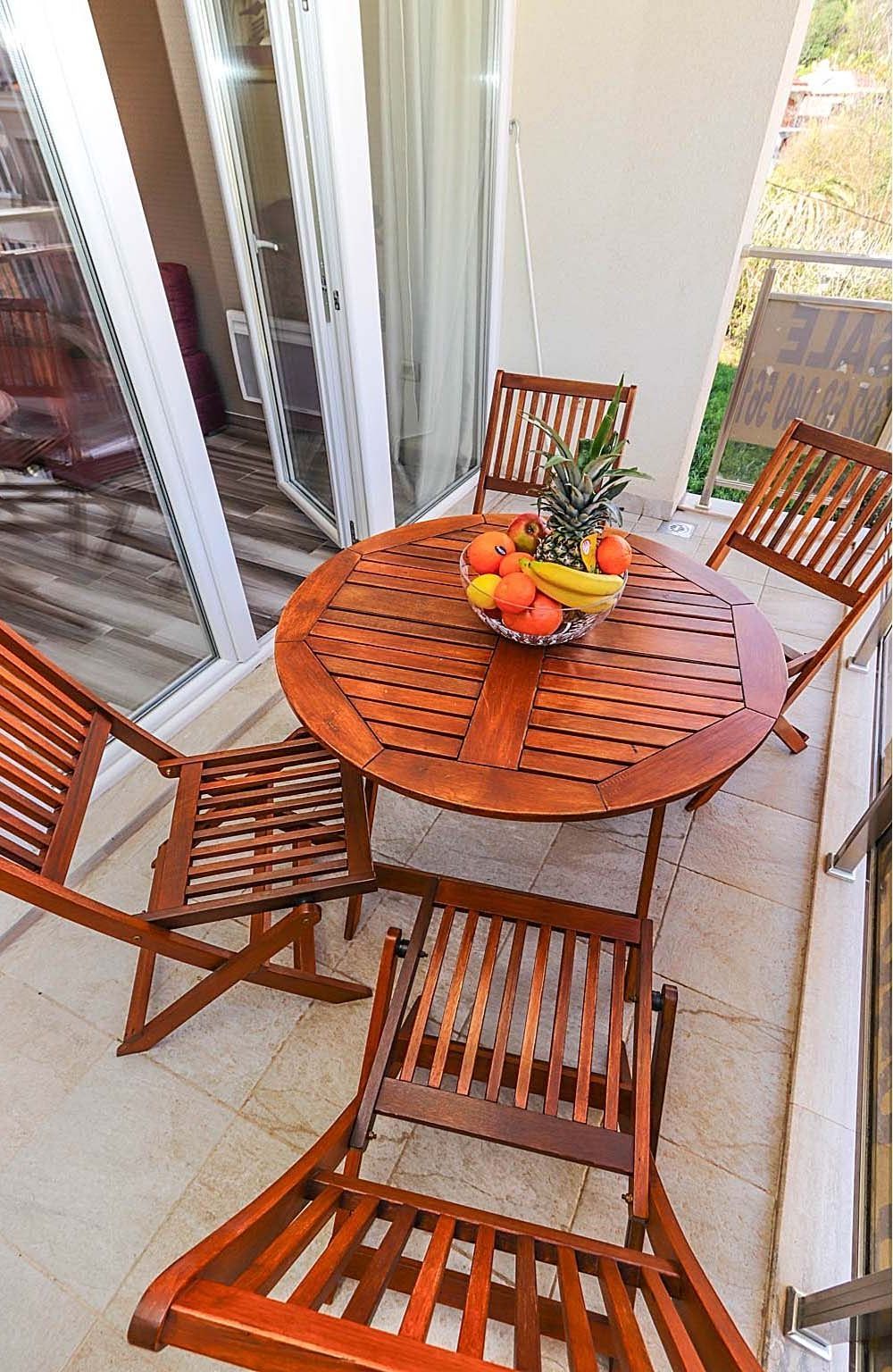 amforaproperty.com/LUKSUZNO OPREMLJEN DVOSOBAN STAN 84M2 U BECICIMA