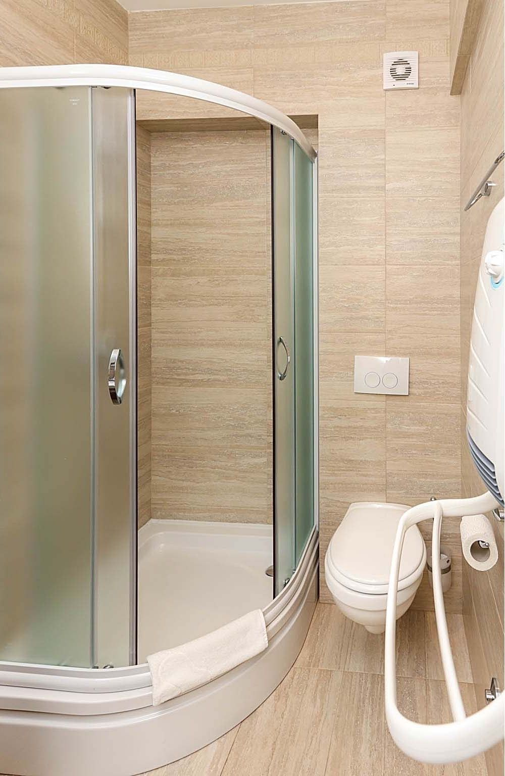 amforaproperty.com/LUKSUZNO OPREMLJEN DVOSOBAN STAN 84M2 U BECICIMA
