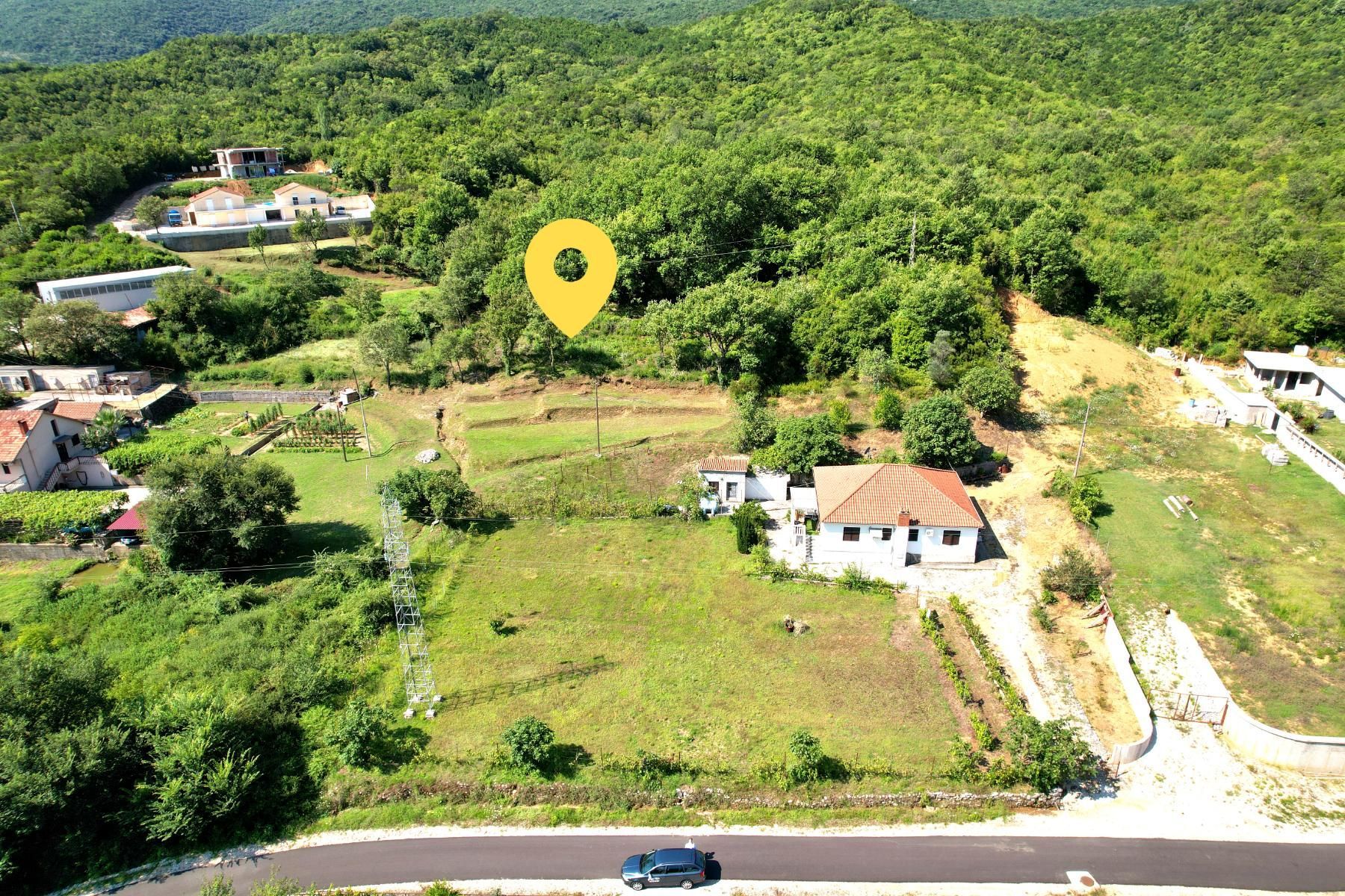 amforaproperty.com/Plac na Prodaju - 1135 m2, Radanovići, Opština Kotor