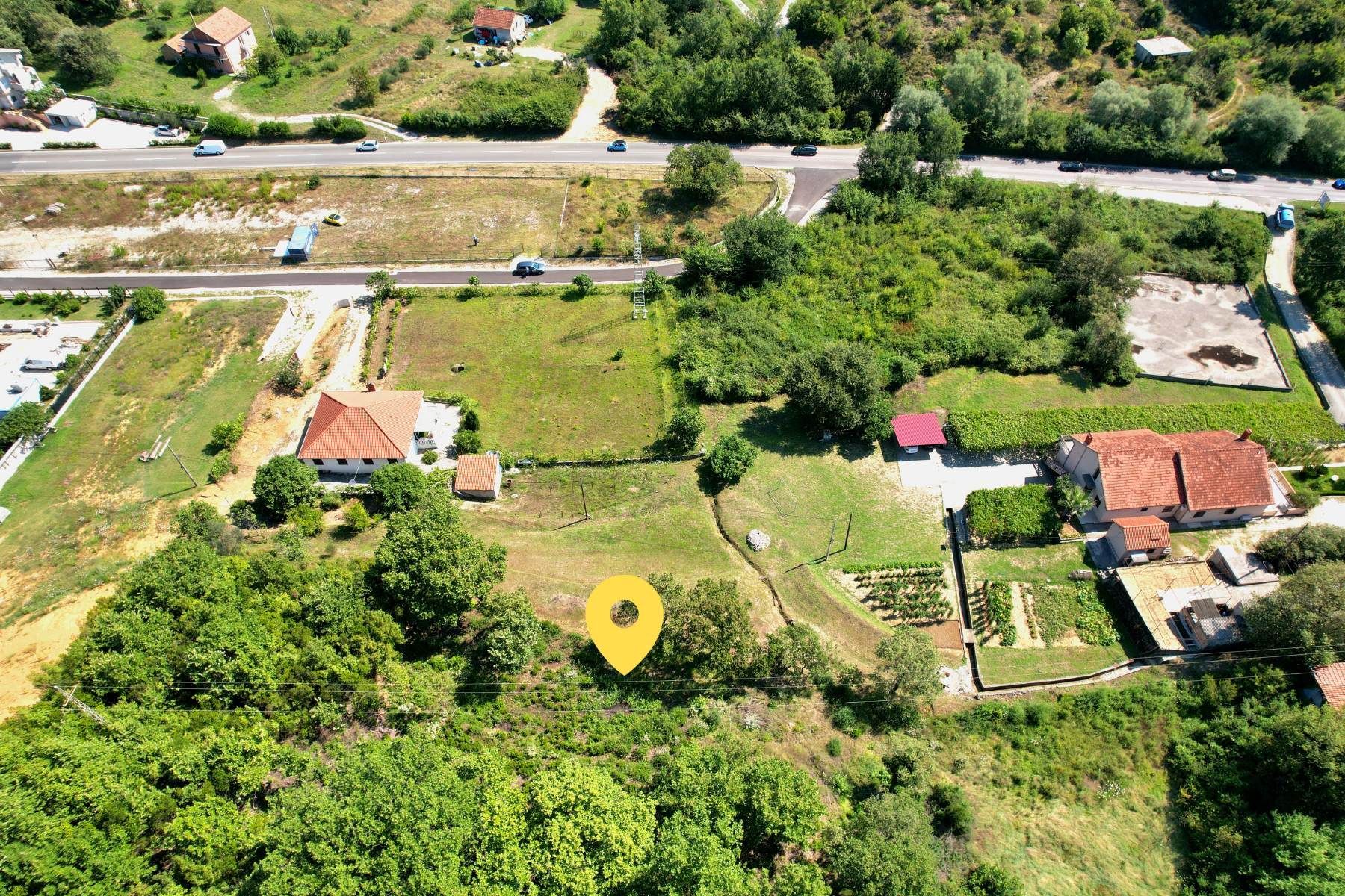 amforaproperty.com/Plac na Prodaju - 1135 m2, Radanovići, Opština Kotor