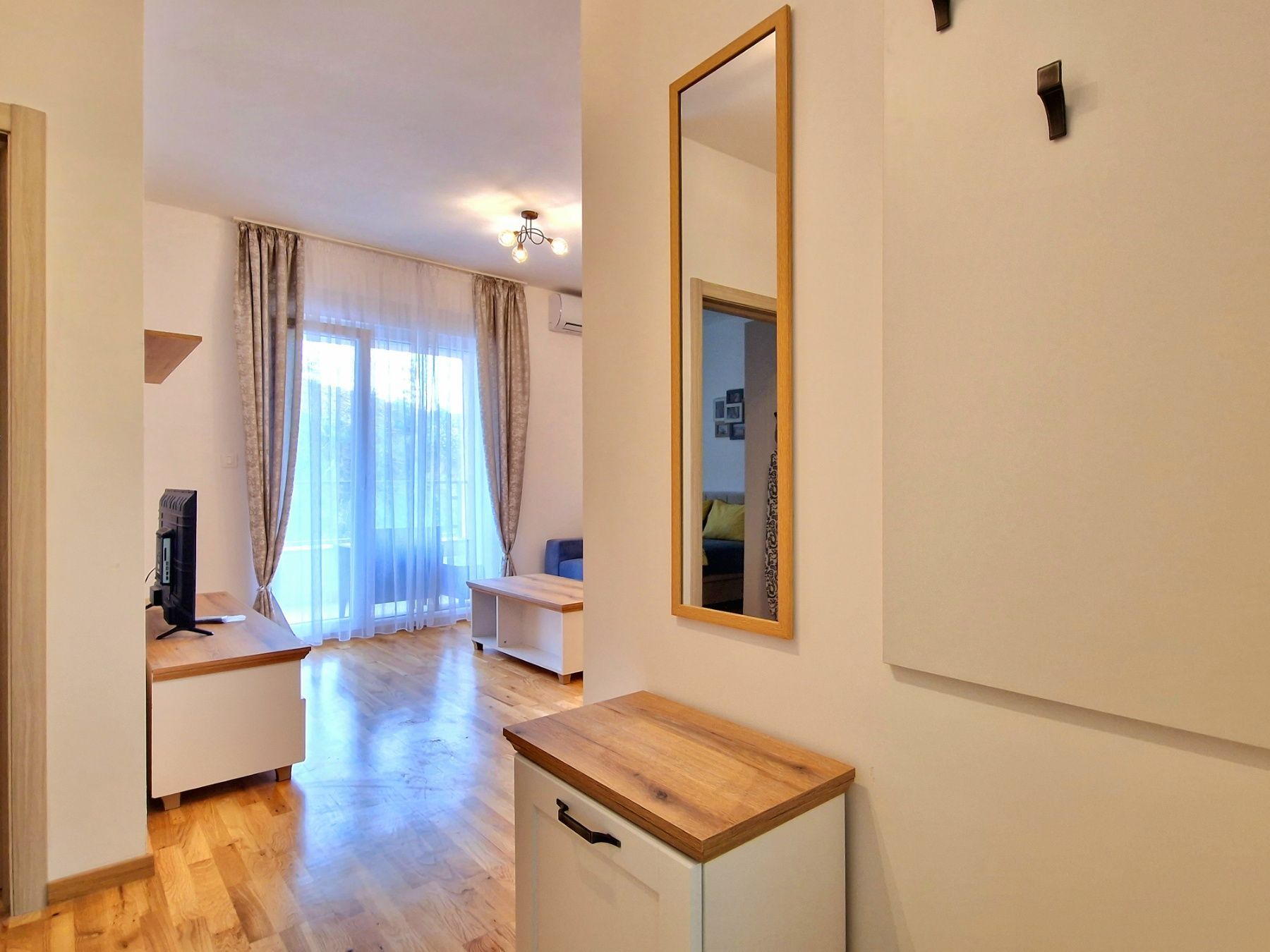 amforaproperty.com/JEDNOSOBAN LUKSUZNO OPREMLJEN STAN 43M2 SA POGLEDOM NA MORE NA ATRAKTIVNOJ LOKACIJI U BEČIĆIMA