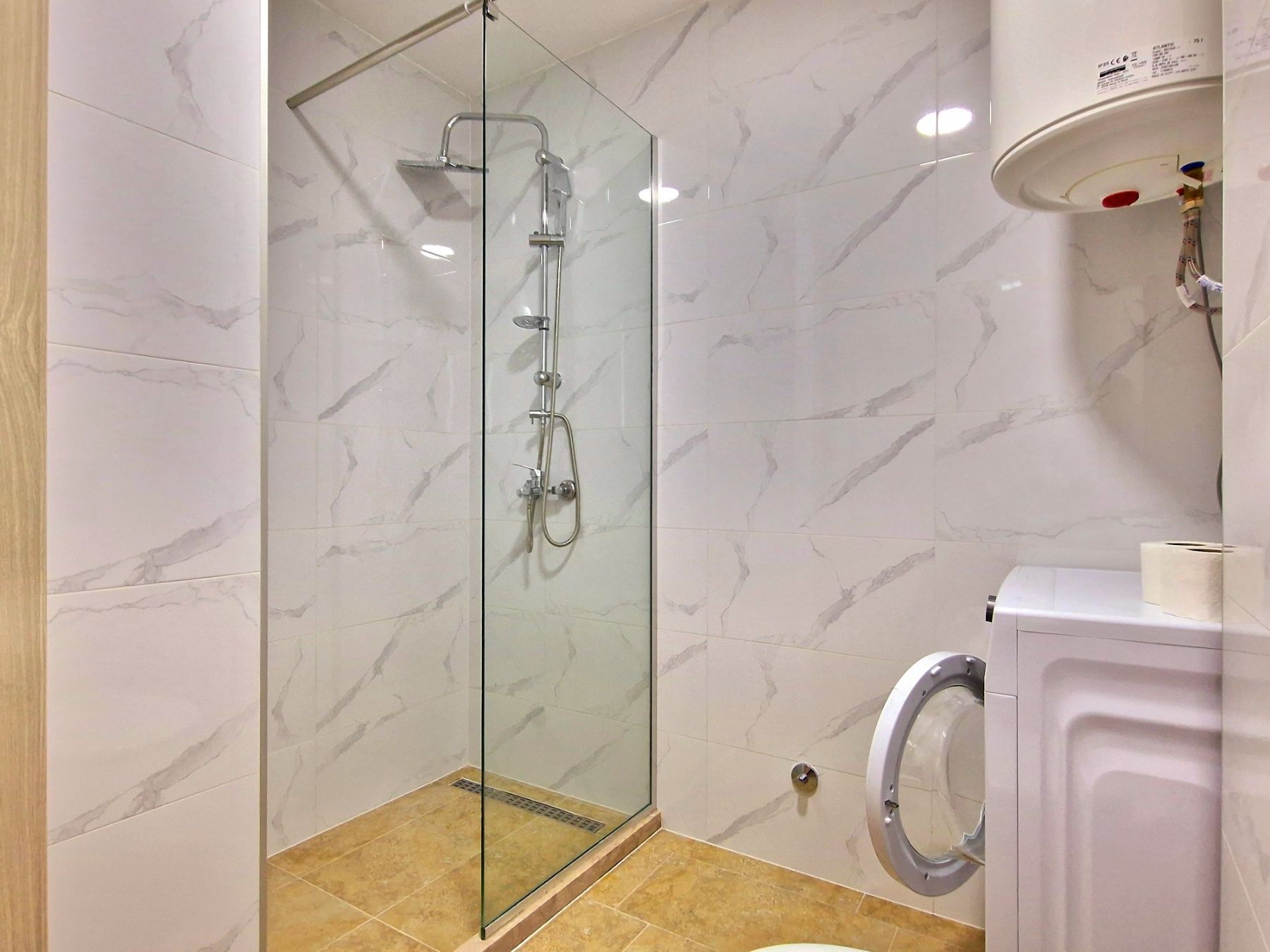 amforaproperty.com/JEDNOSOBAN LUKSUZNO OPREMLJEN STAN 43M2 SA POGLEDOM NA MORE NA ATRAKTIVNOJ LOKACIJI U BEČIĆIMA