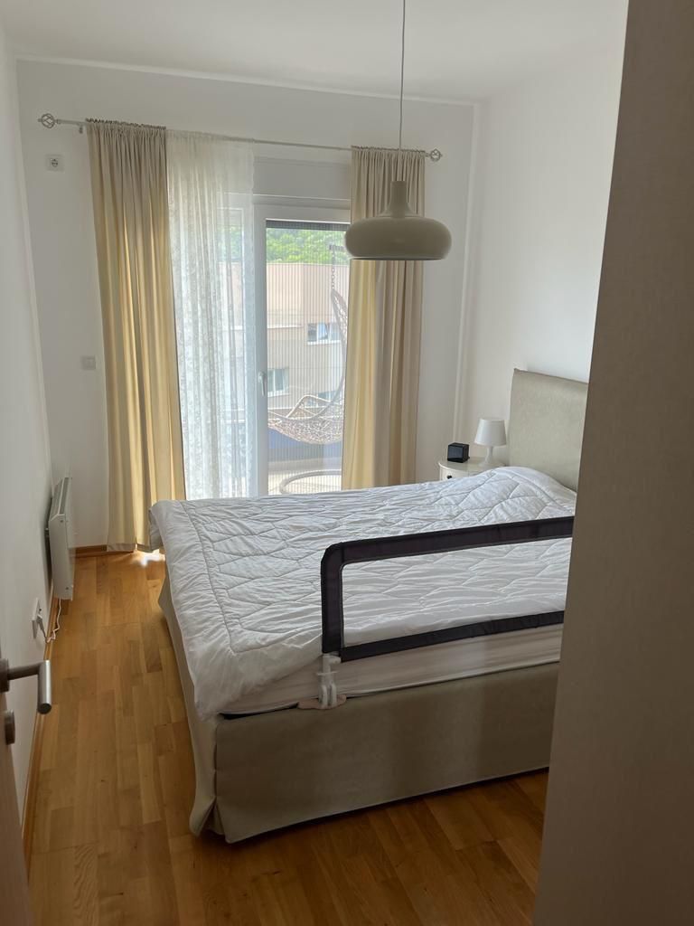 JEDNOSOBAN STAN SA POGLEDOM NA MORE,THE OLD BAKERY- BUDVA (NA PERIOD DO 01.06.2026) - Amfora Real Estate