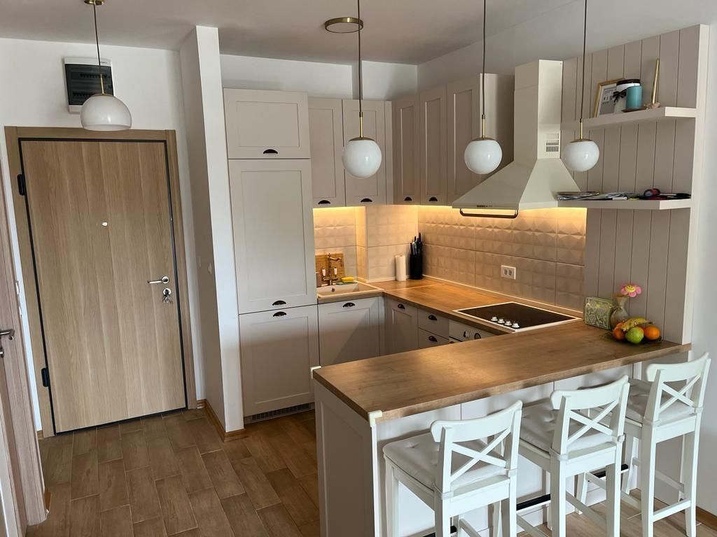 JEDNOSOBAN STAN SA POGLEDOM NA MORE,THE OLD BAKERY- BUDVA (NA PERIOD DO 01.06.2026) - Amfora Real Estate