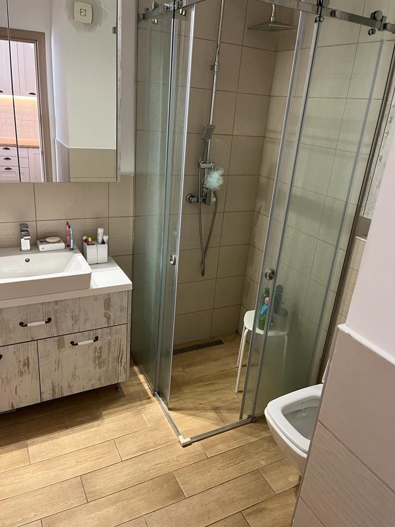 JEDNOSOBAN STAN SA POGLEDOM NA MORE,THE OLD BAKERY- BUDVA (NA PERIOD DO 01.06.2026) - Amfora Real Estate