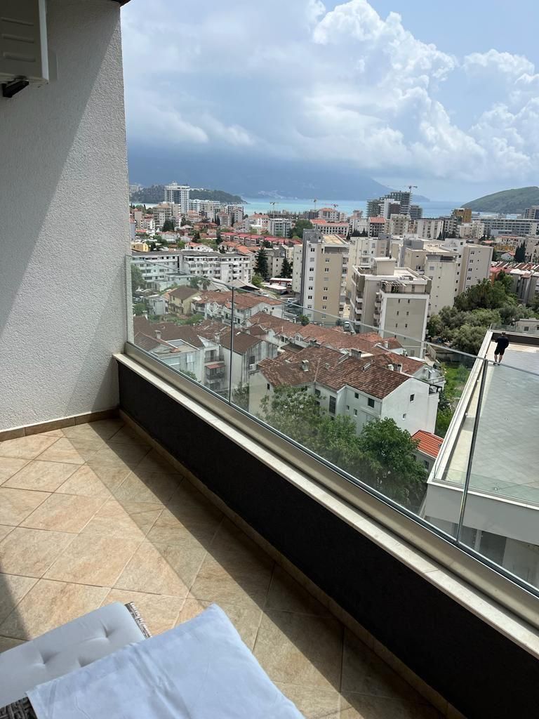 JEDNOSOBAN STAN SA POGLEDOM NA MORE,THE OLD BAKERY- BUDVA (NA PERIOD DO 01.06.2026) - Amfora Real Estate