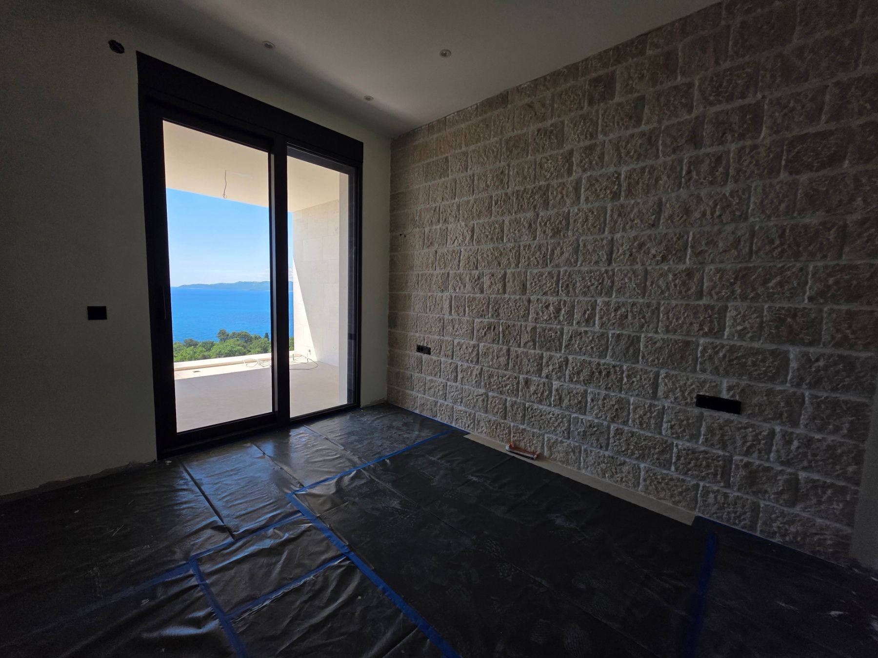 amforaproperty.com/Nova luksuzna Vila sa Pogledom na More i Bazenom u Reževićima, Budva