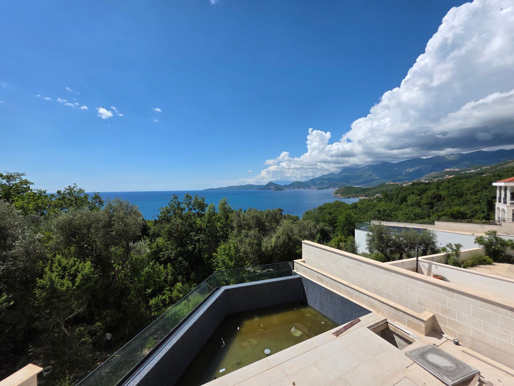 amforaproperty.com/Nova luksuzna Vila sa Pogledom na More i Bazenom u Reževićima, Budva